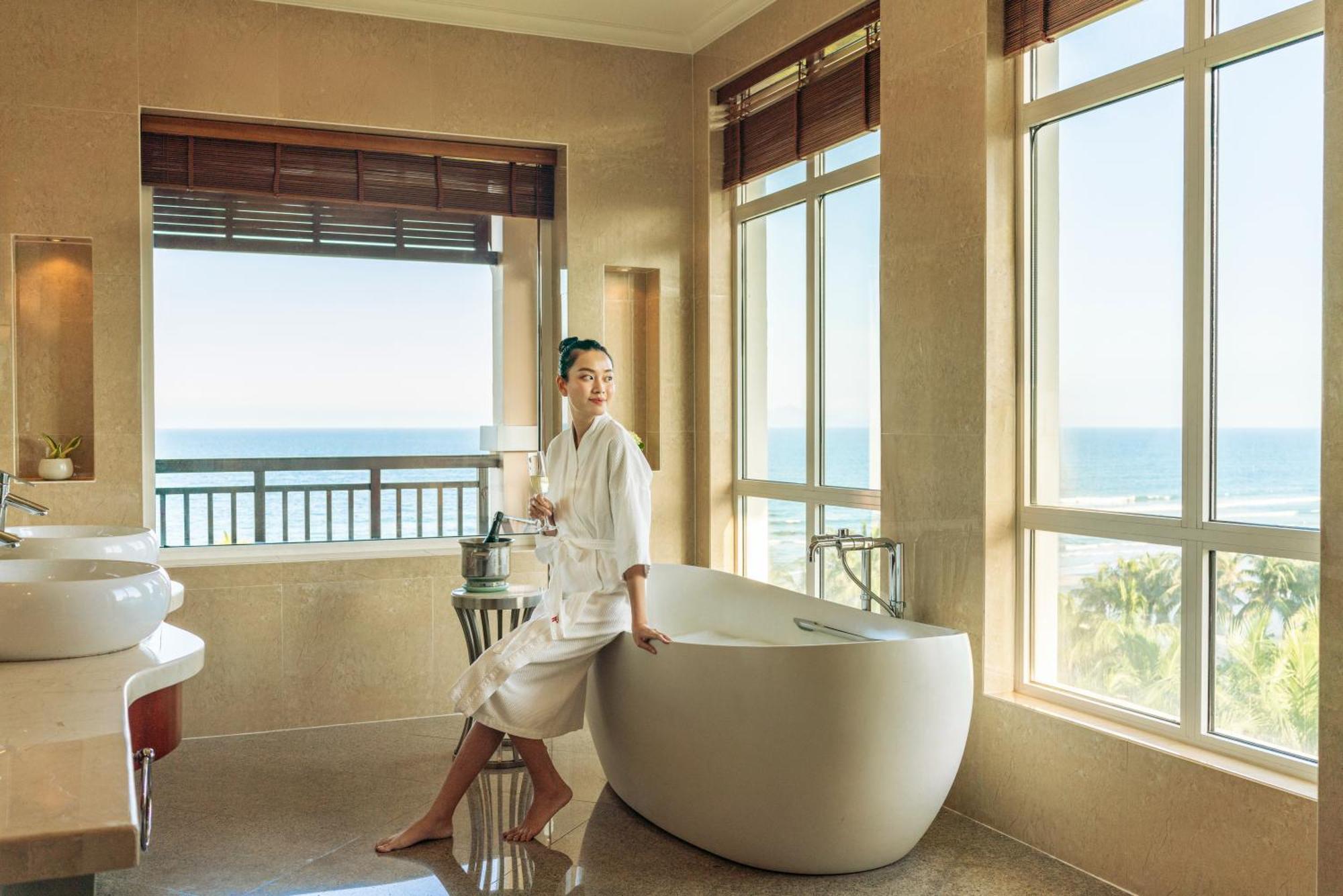Premier King Suite Ocean View,1639562613:JPEG