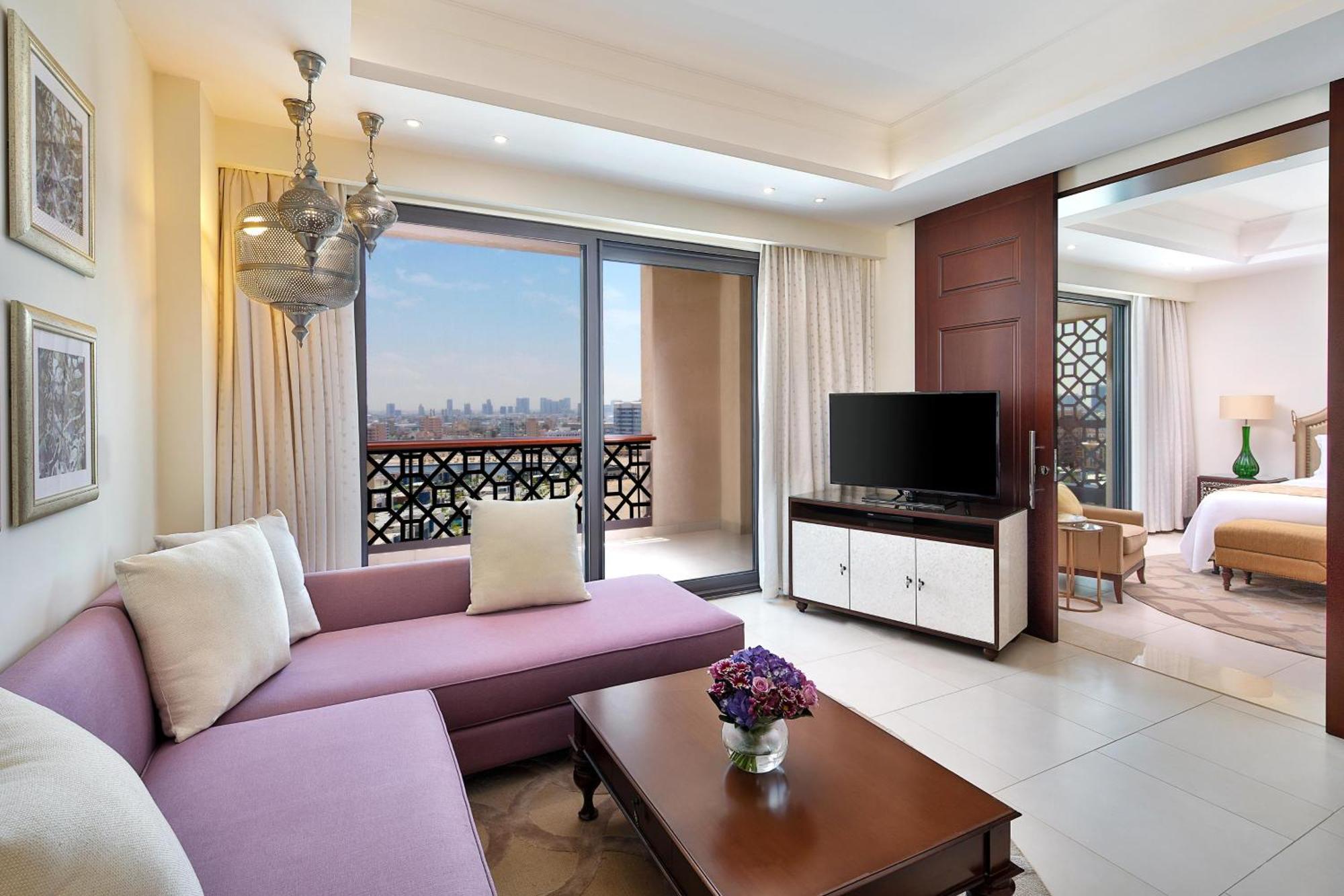 Al Dana Suite Creek View 1 Bedroom Suite 1 King Balcony,1365905468:JPEG