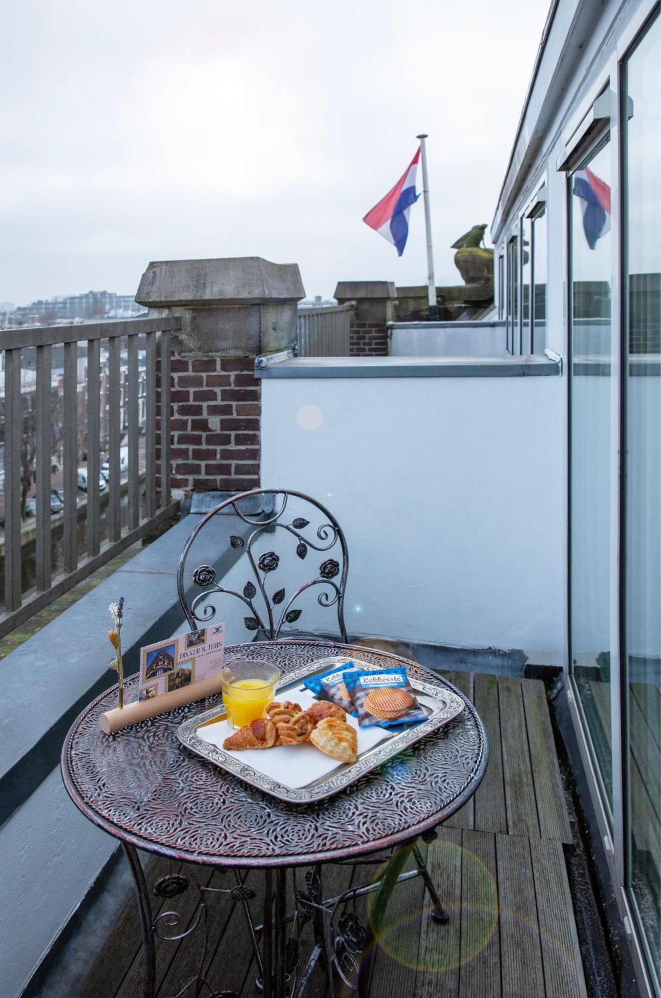 Superior Balcony Room