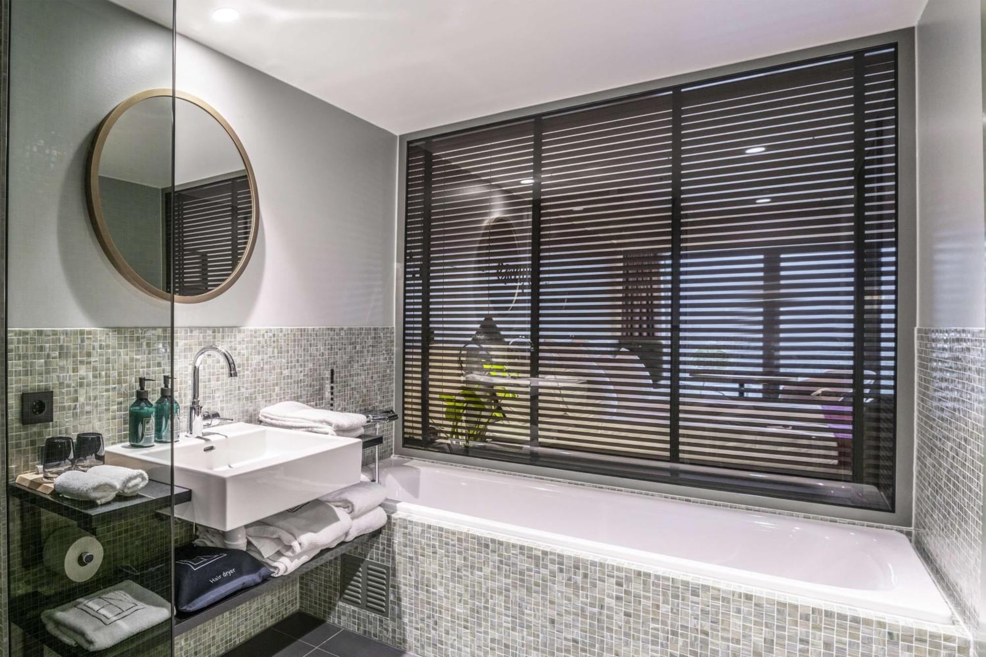 Deluxe Double Room,1666643730:JPEG