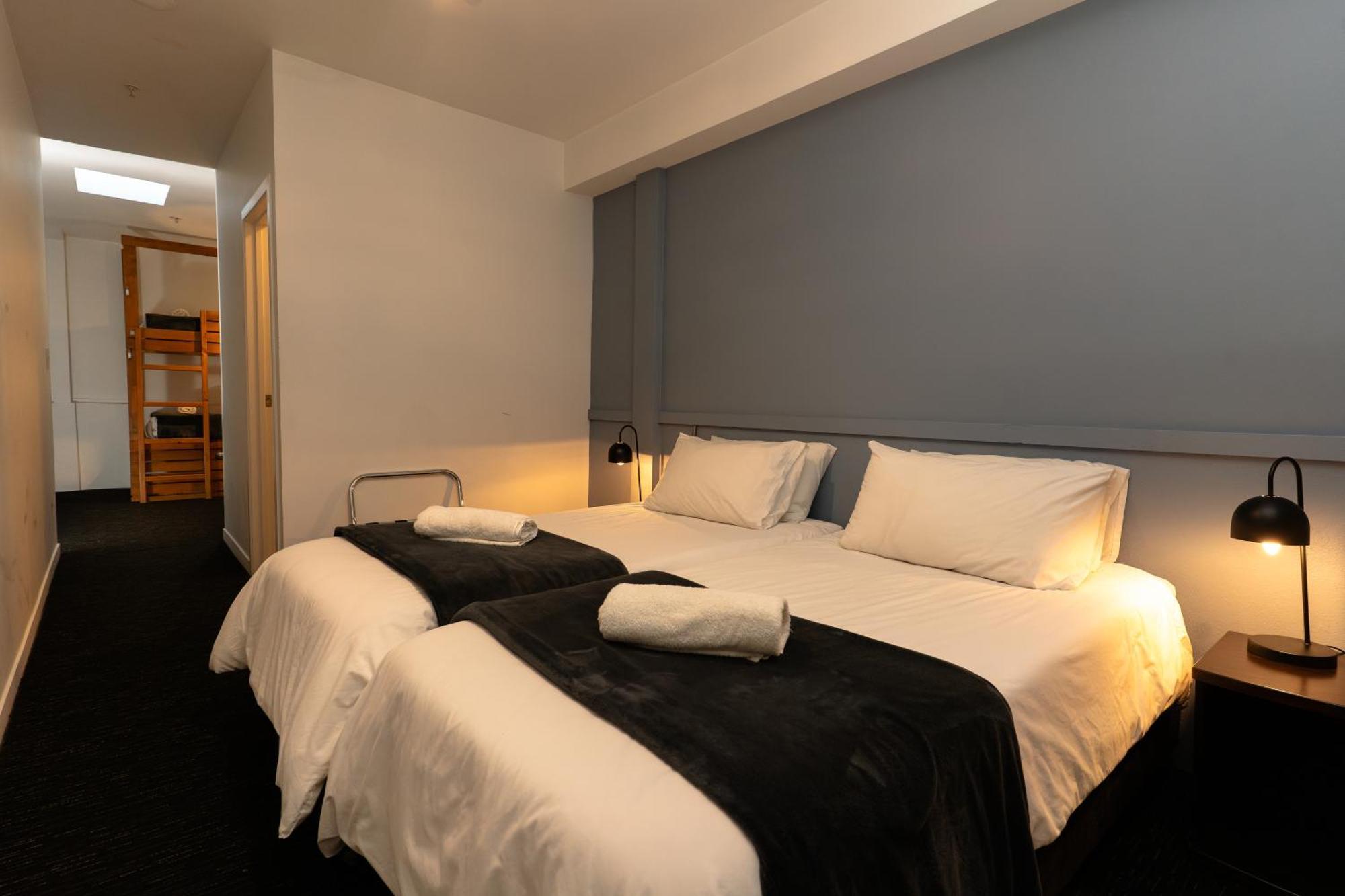 Quadruple Room with Private Bathroom