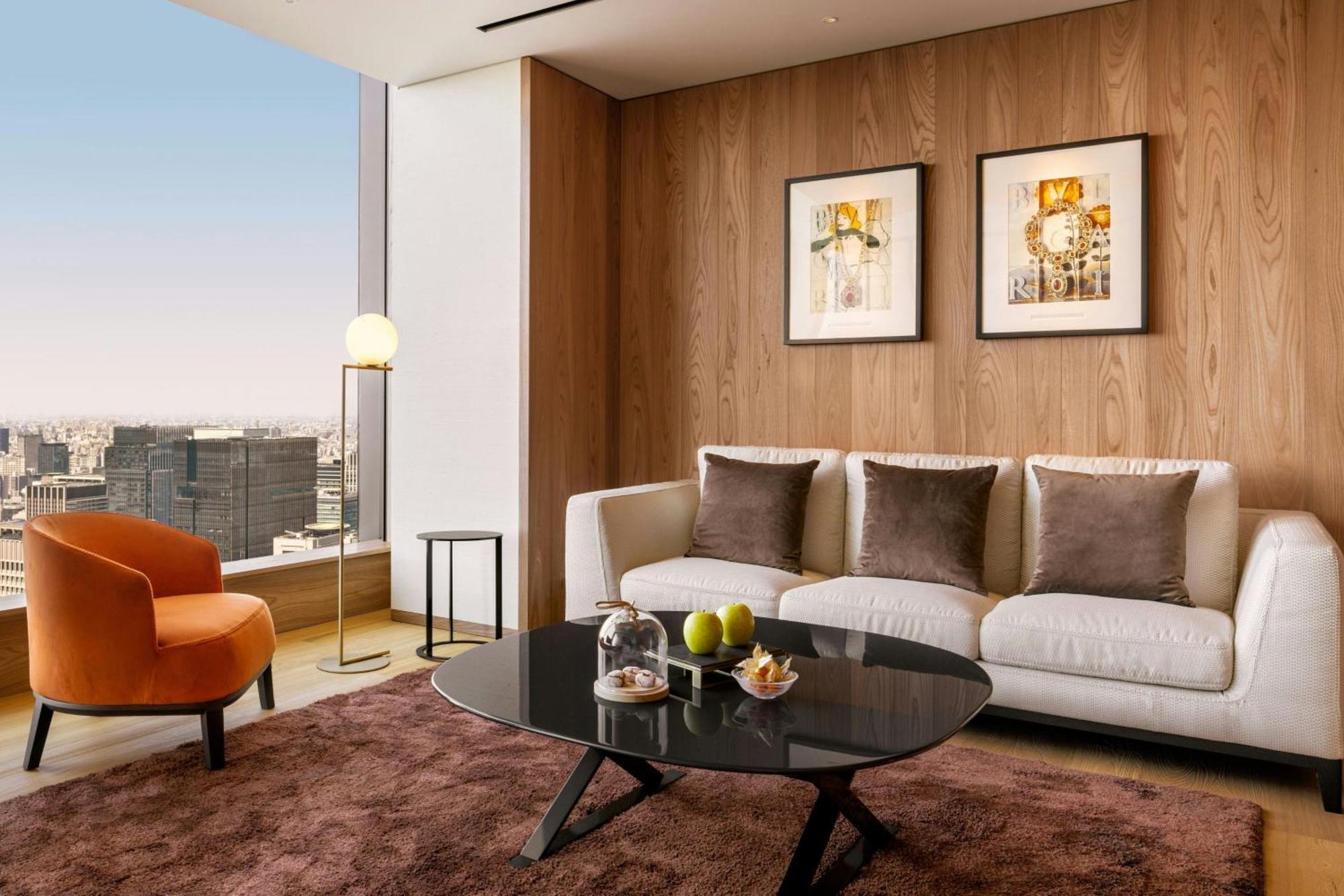 Junior King Suite Garden View