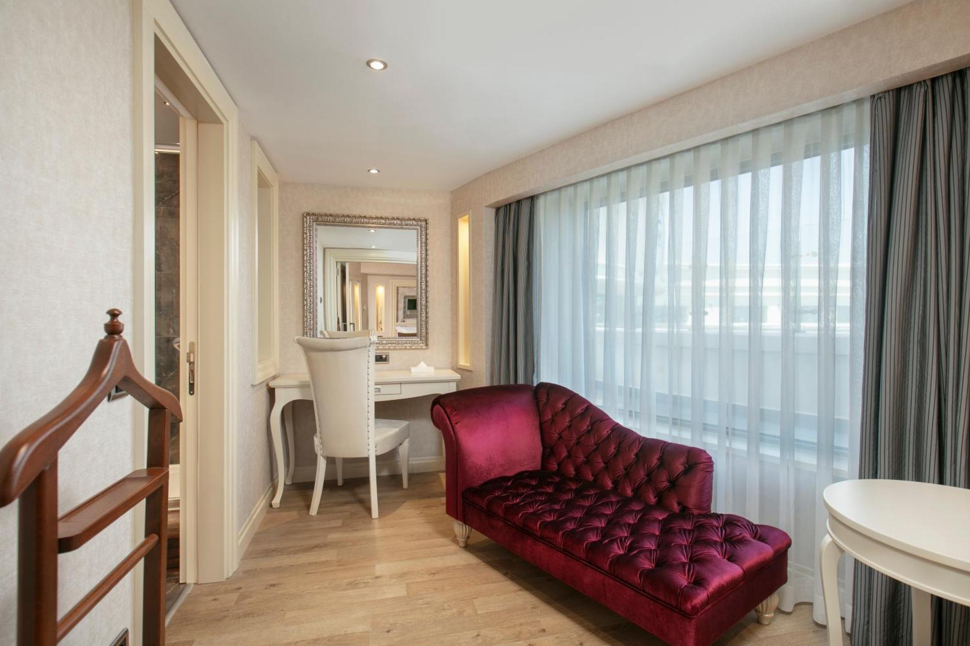 Executive Suite