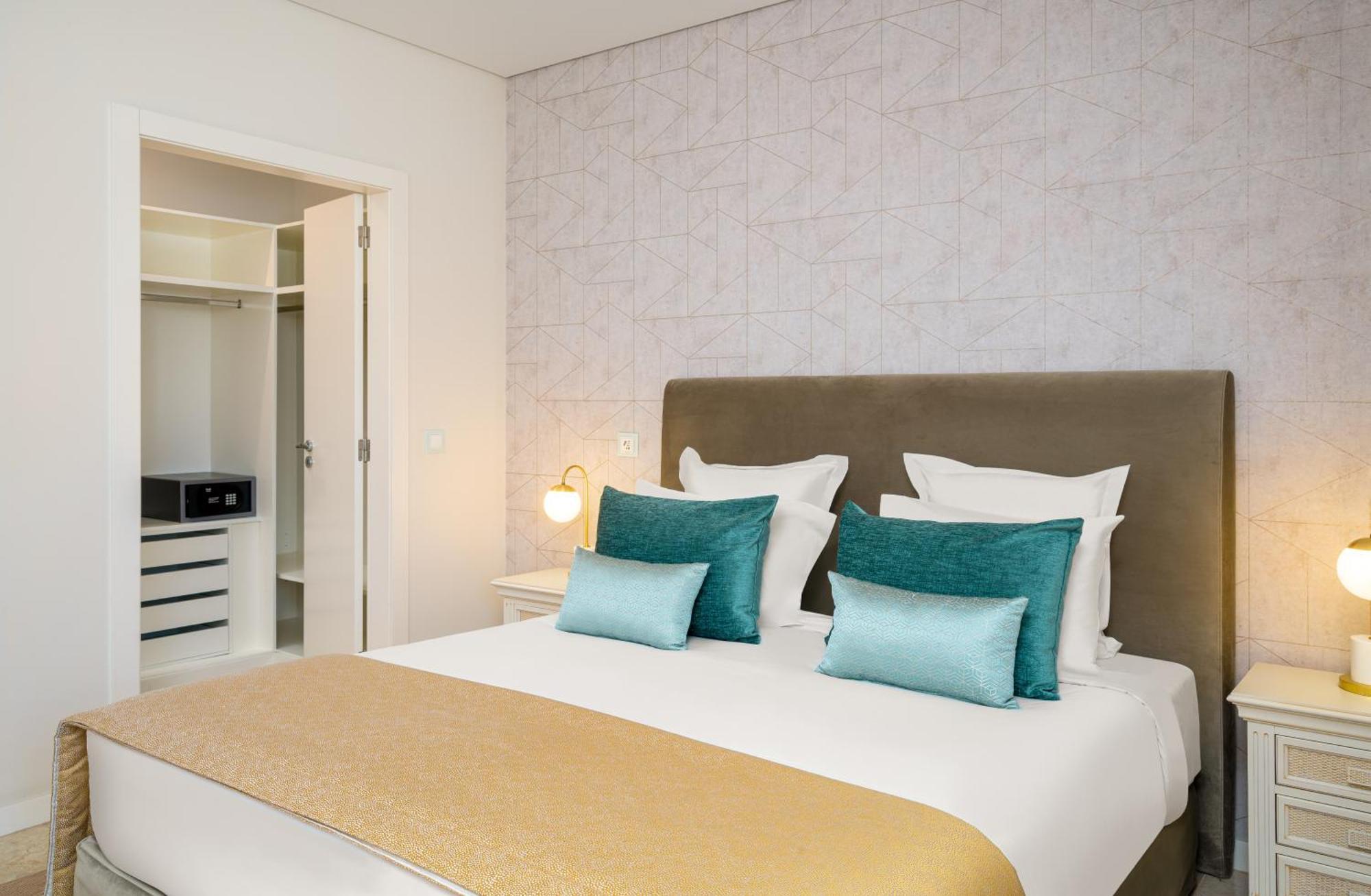 Two-Bedroom Luxury Suite