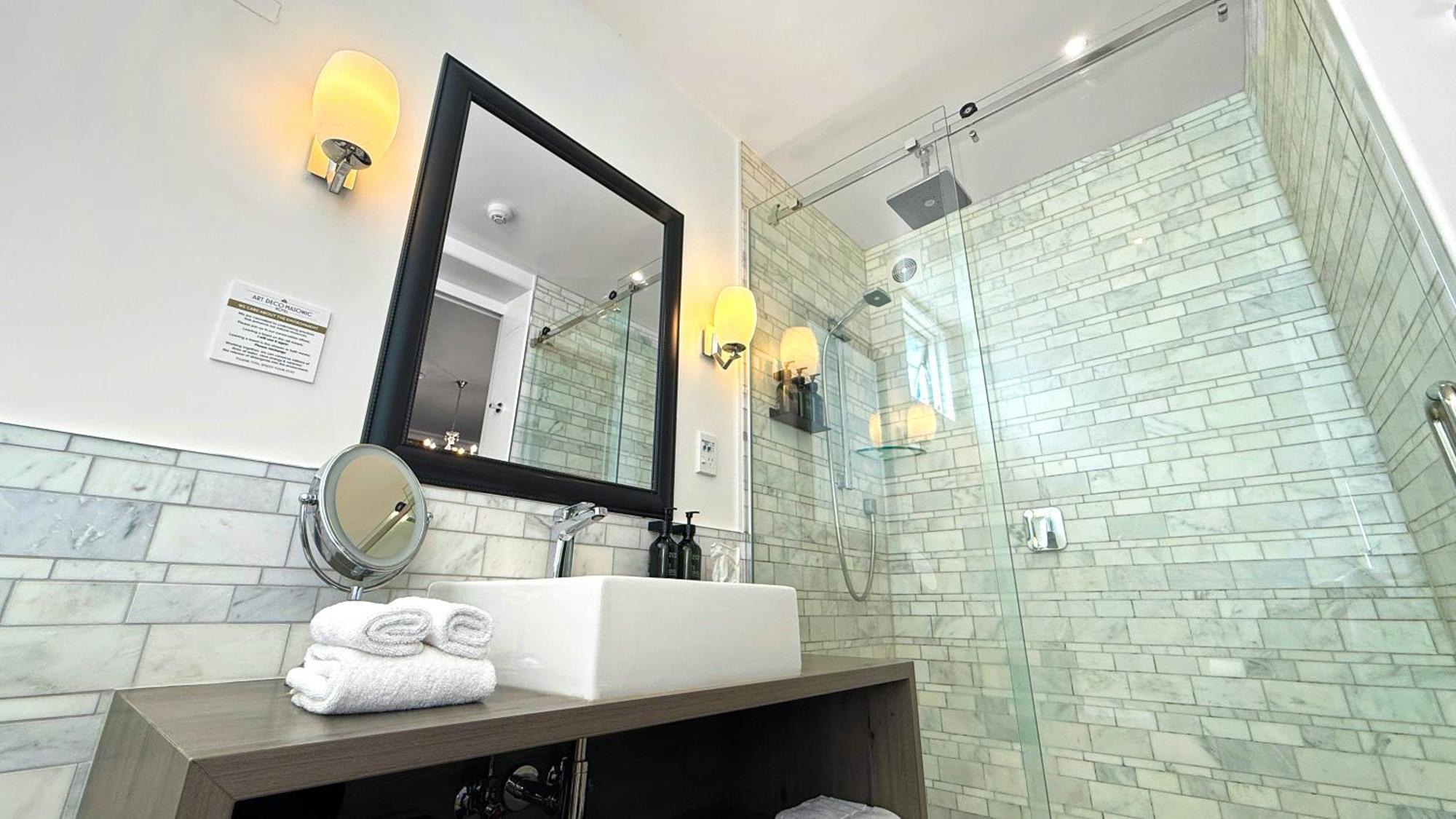 Pacific View Suite