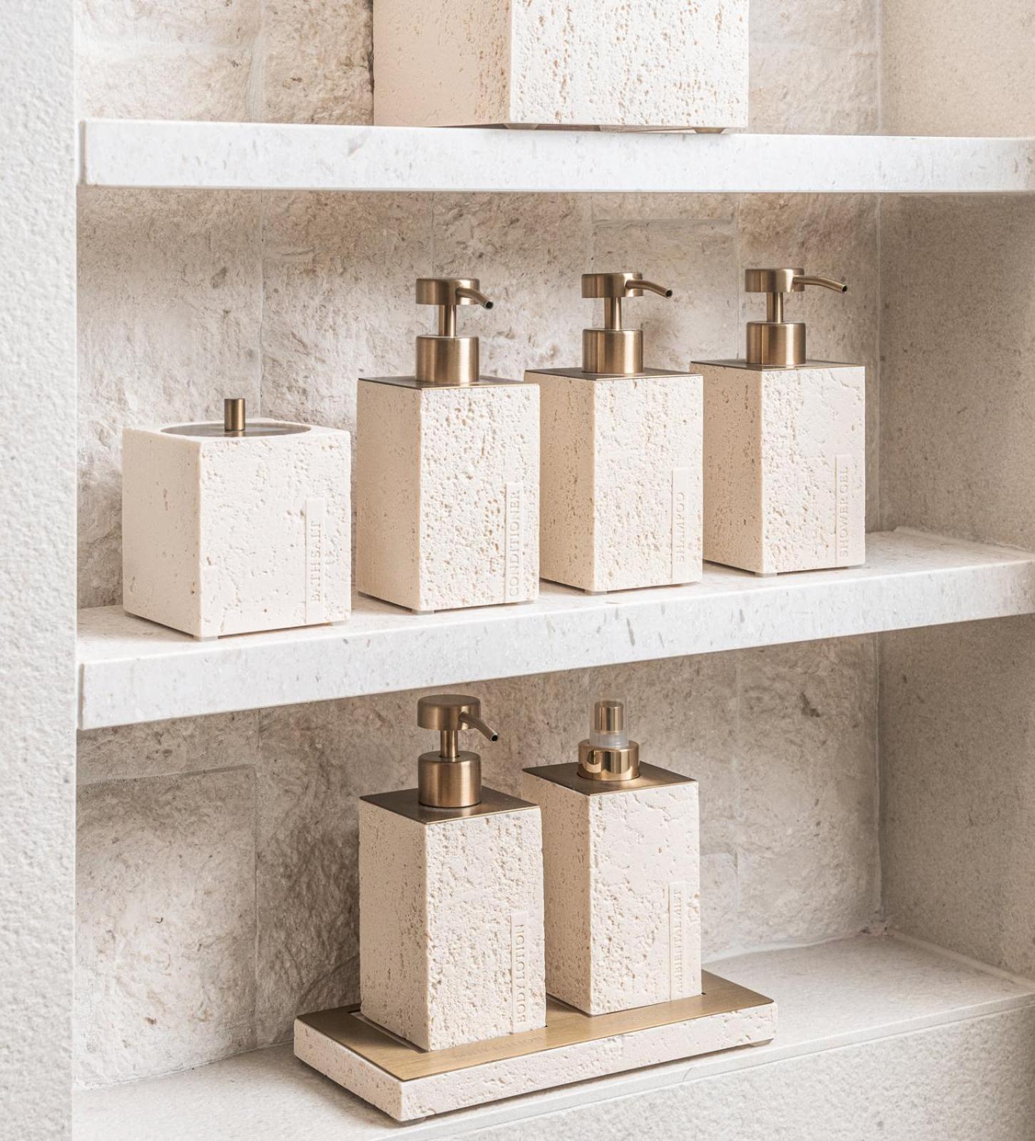 Romantiko Suite