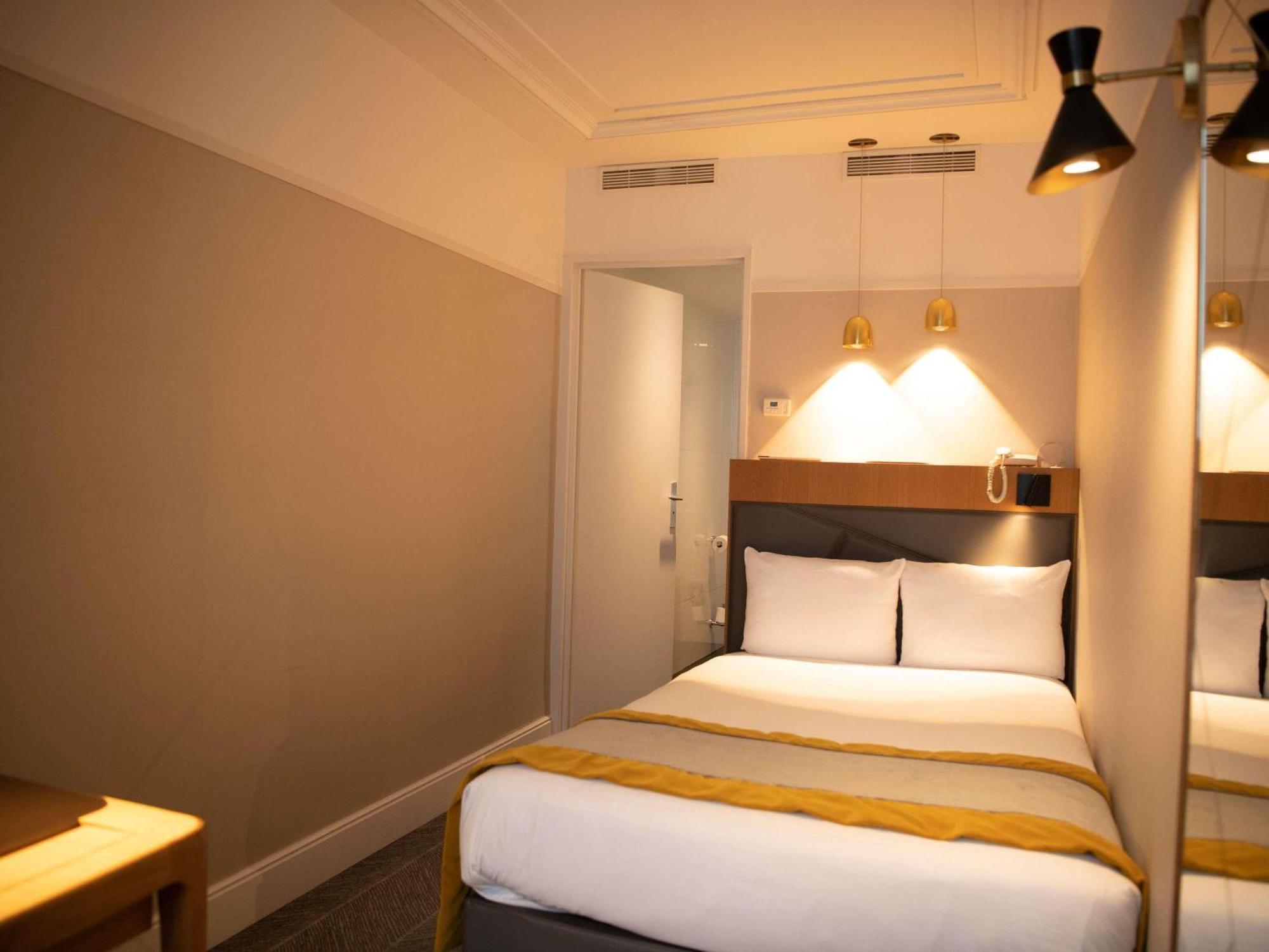 Classic Single Room