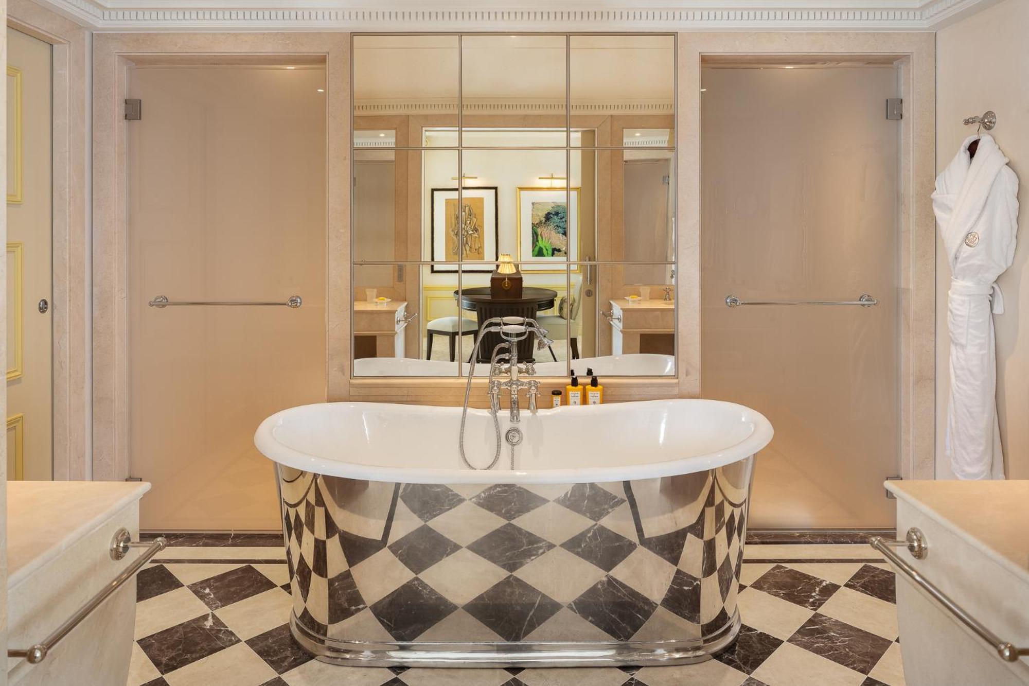 Deluxe Premium Junior Suite