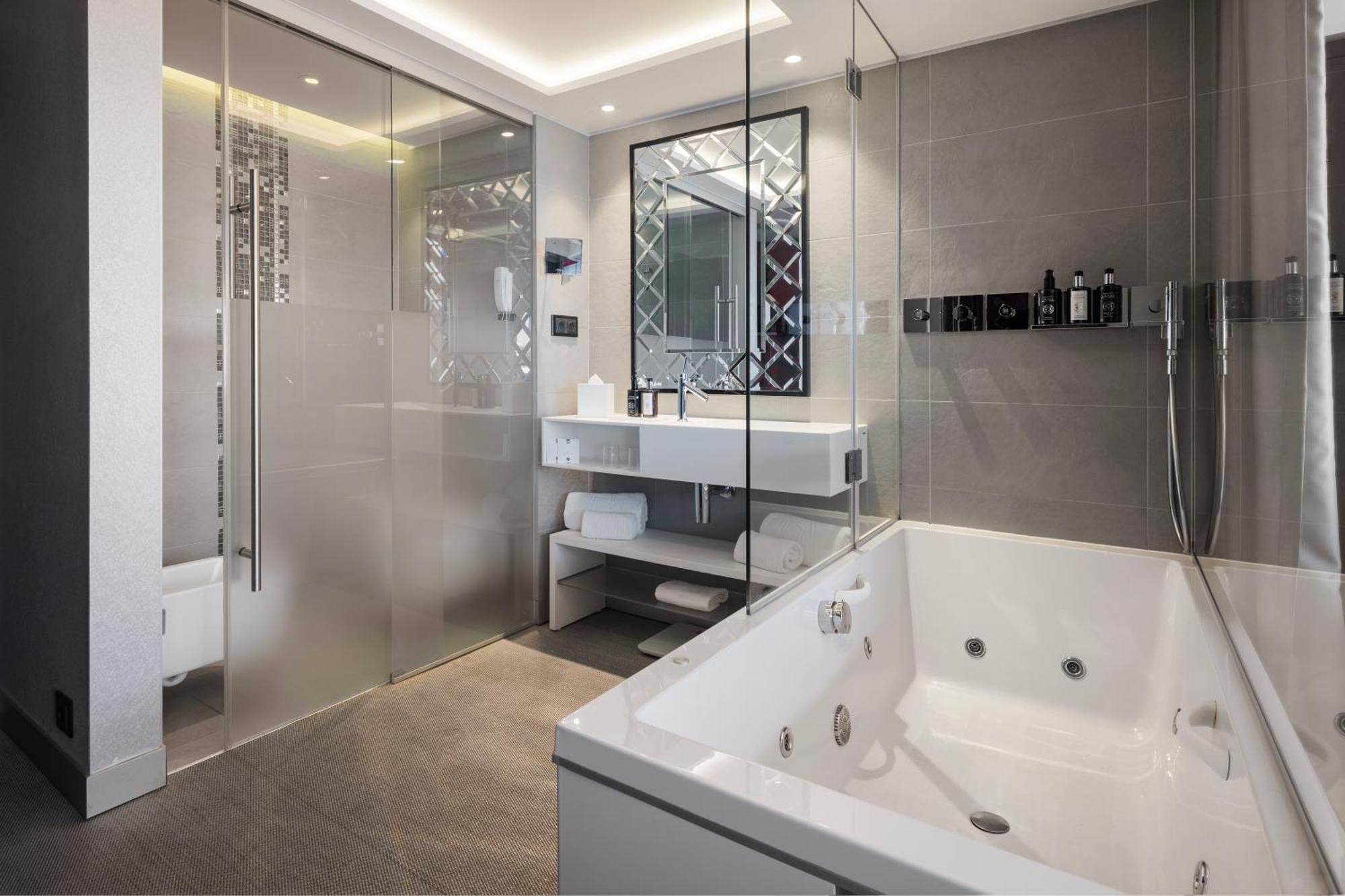 Special Offer - Deluxe Double Room