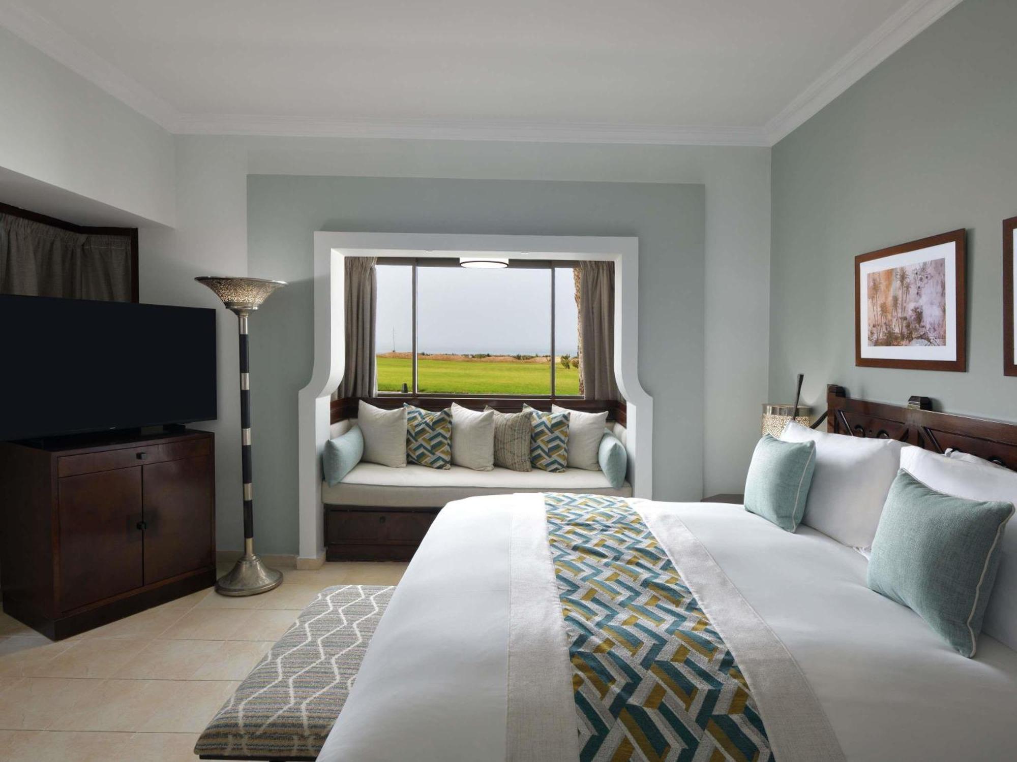Executive Two-Bedroom Villa with Private Heated Pool and Ocean View