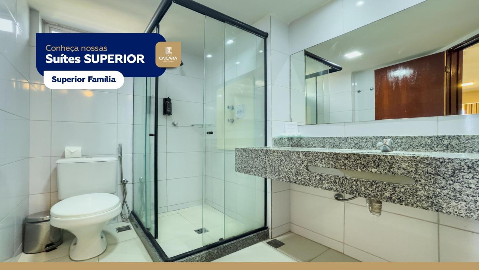 Superior Family Room,1742657900:JPEG