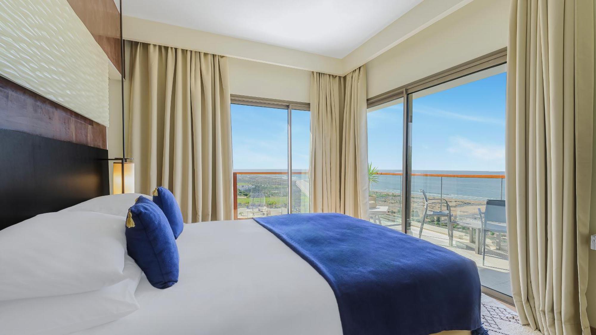 Specialty King Suite