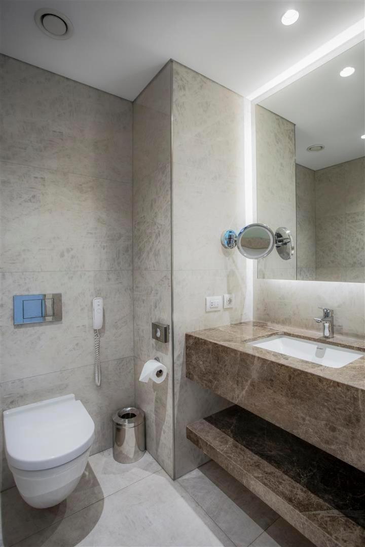 Quarto Superior com 2 Camas de Solteiro