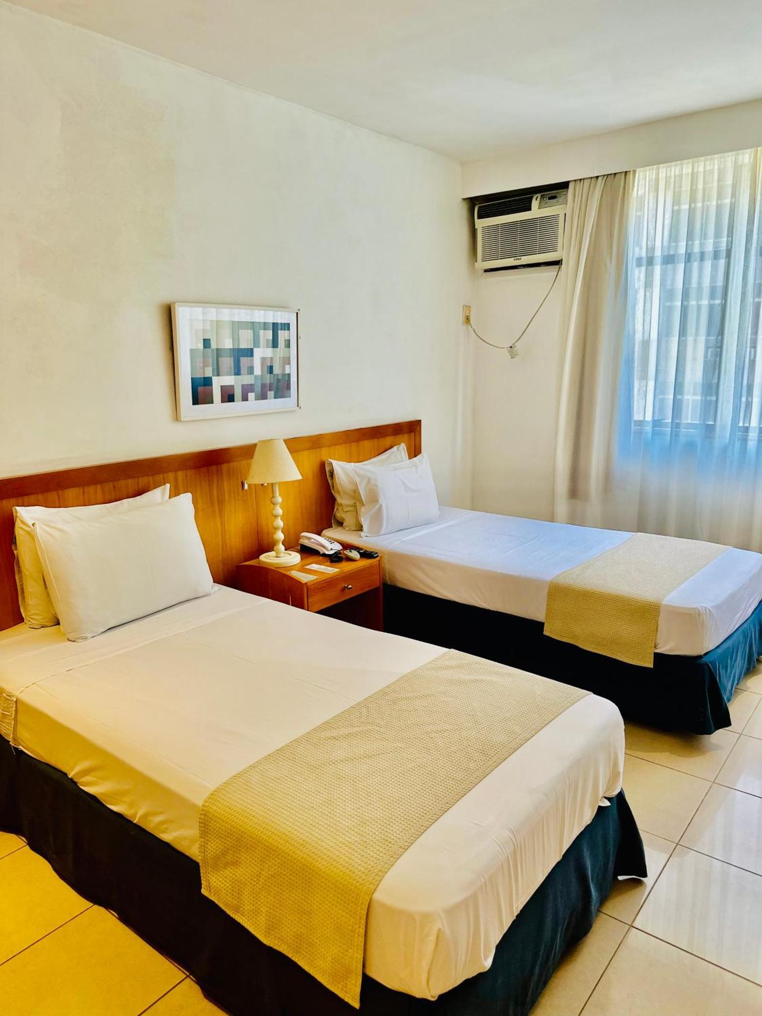 Quarto Standard com 2 Camas de Solteiro