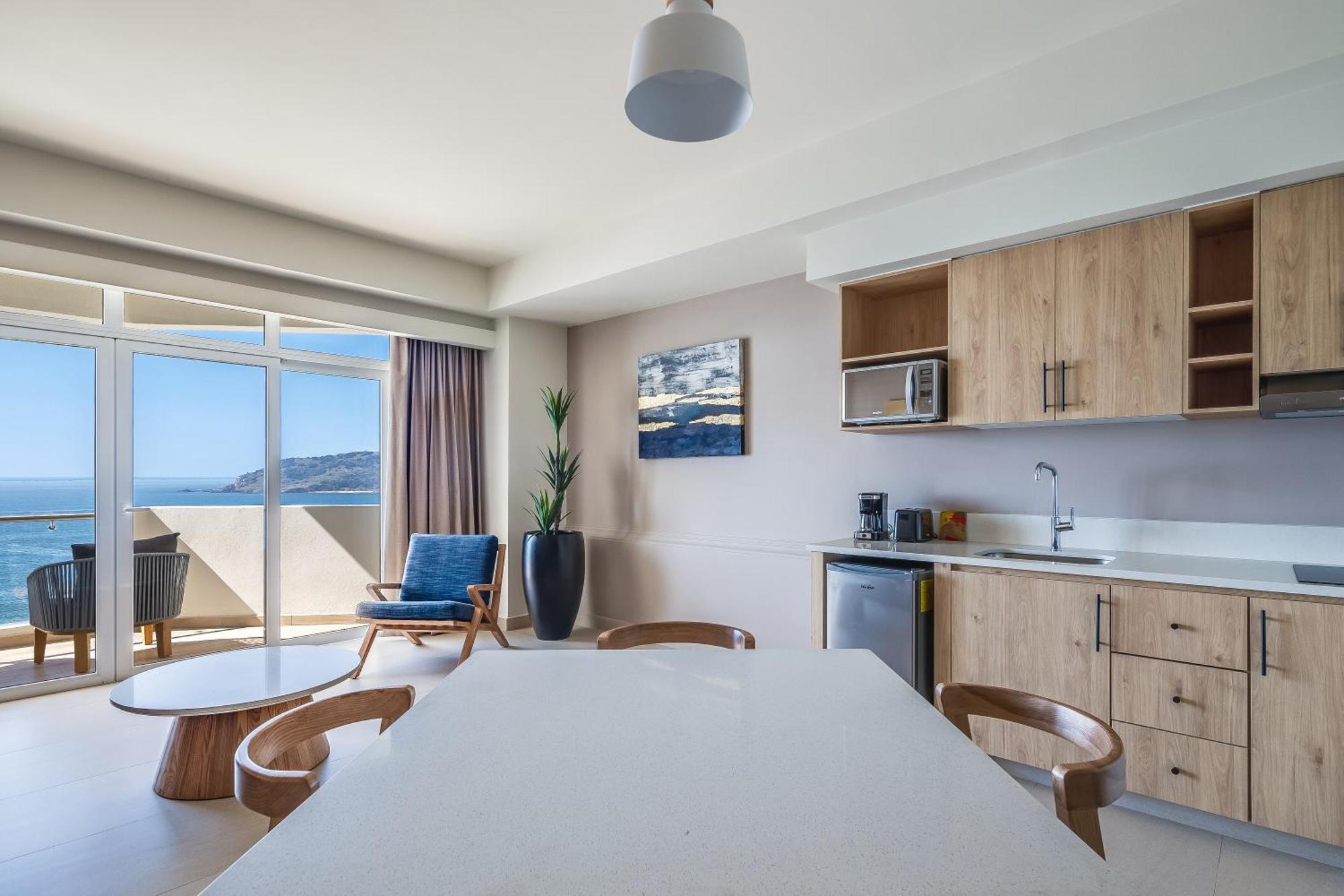 Junior Suite Ocean Front,1756526862:JPEG