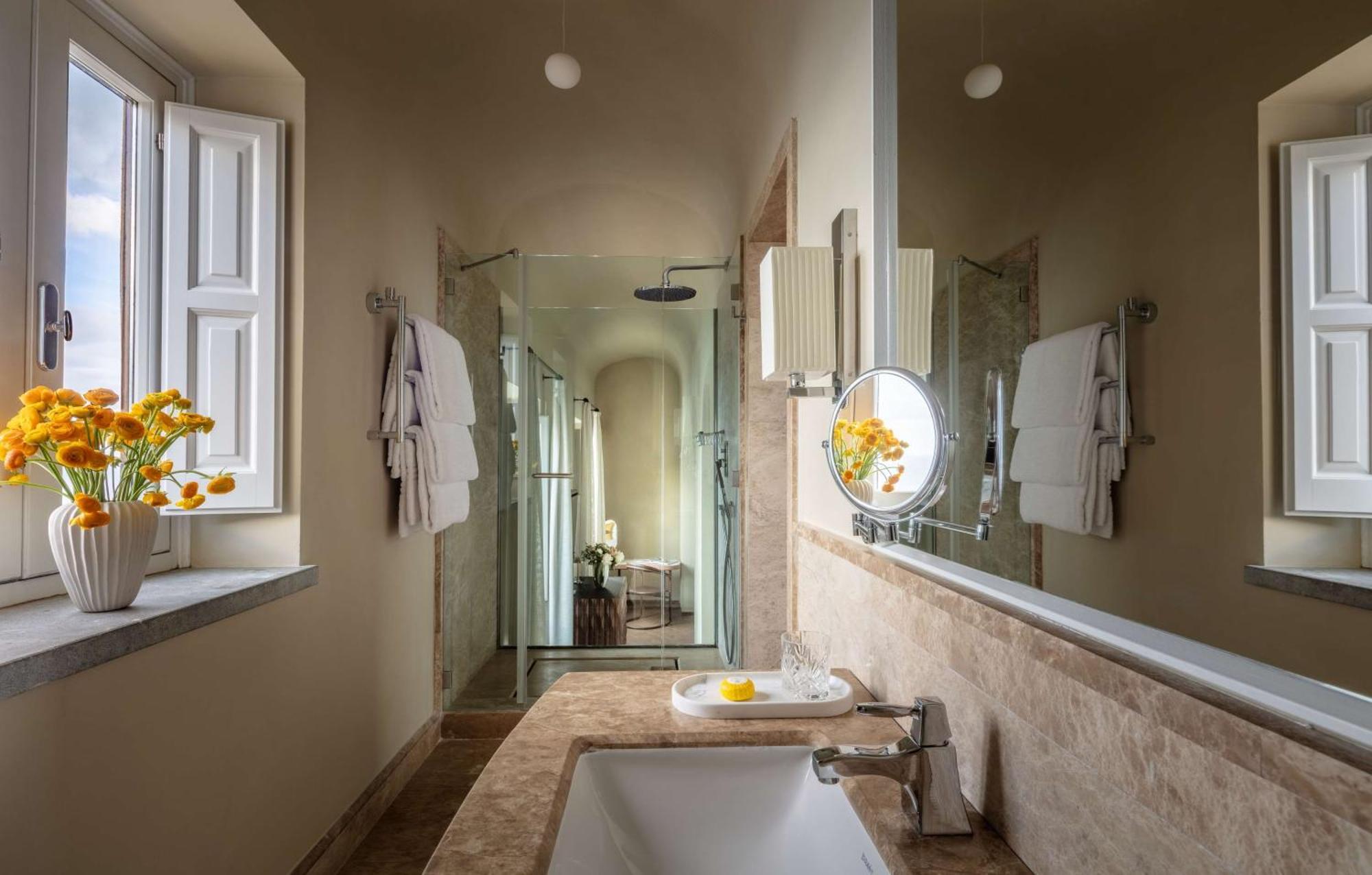 Junior Suite Sea View with Terrace and Jacuzzi,1758302657:JPEG