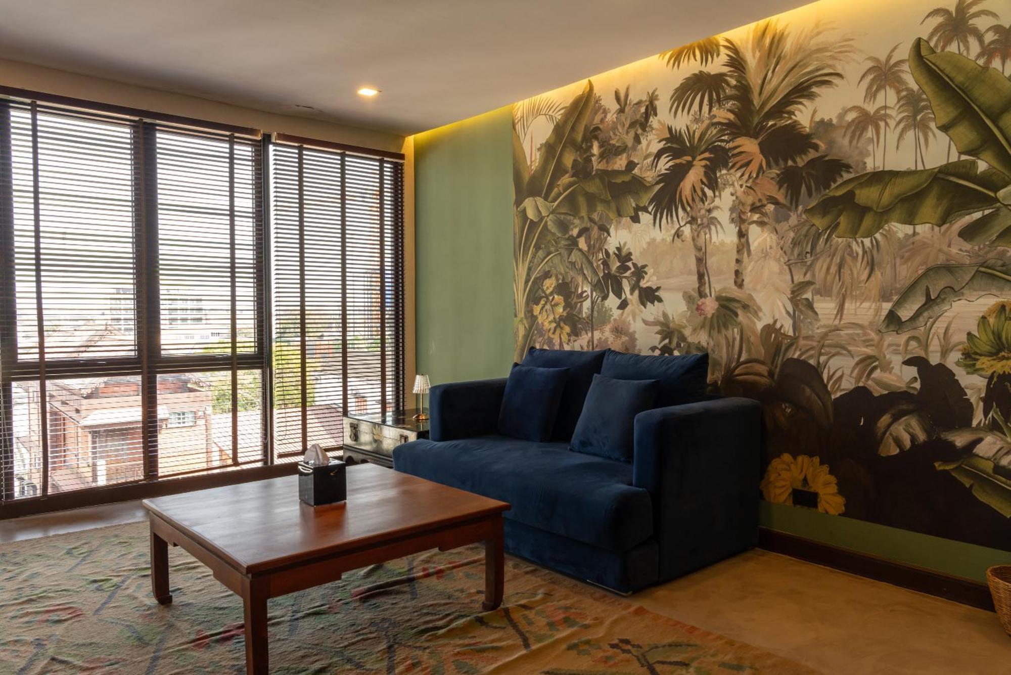 Poet Suite