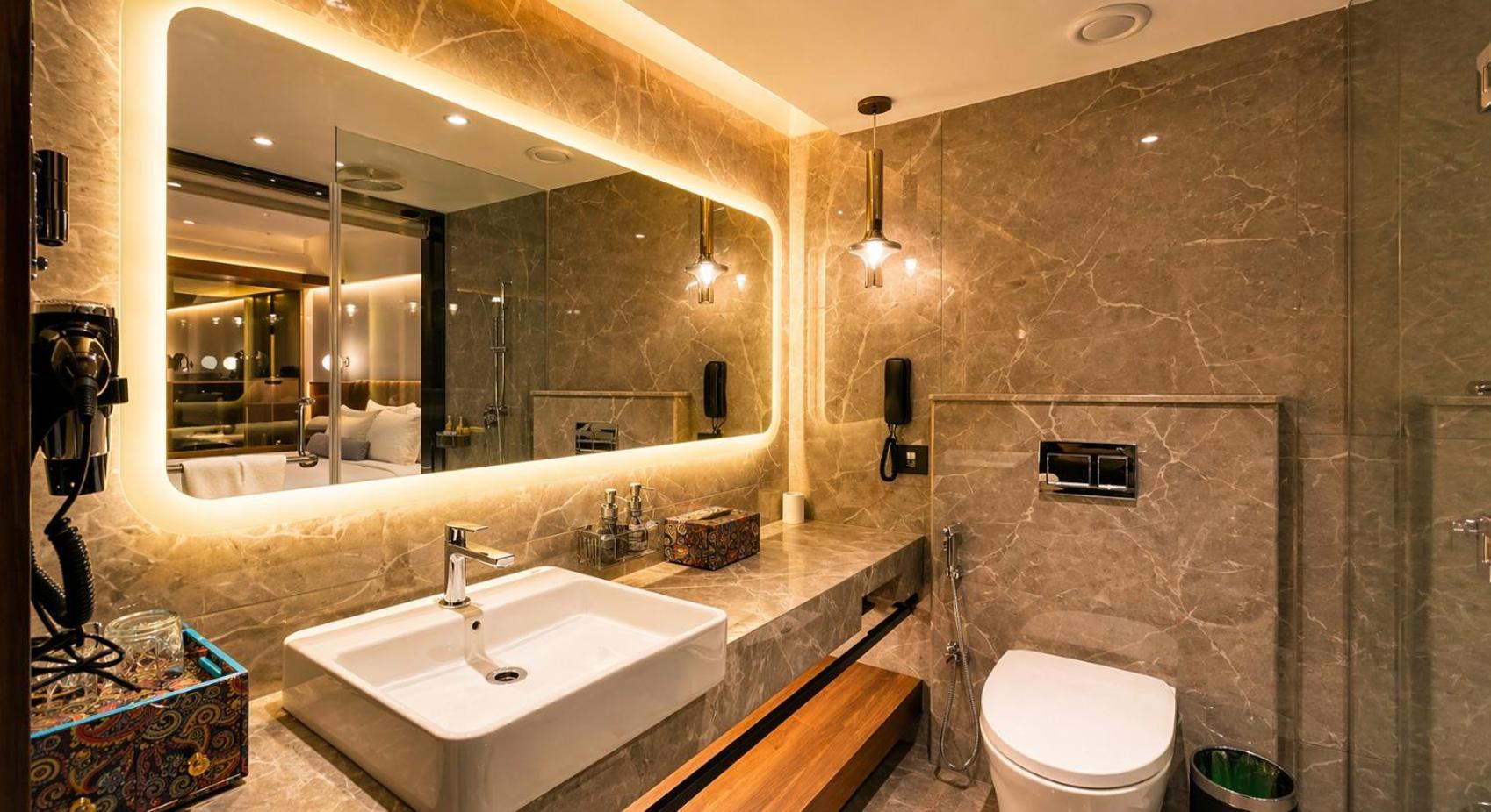 Superior King Room