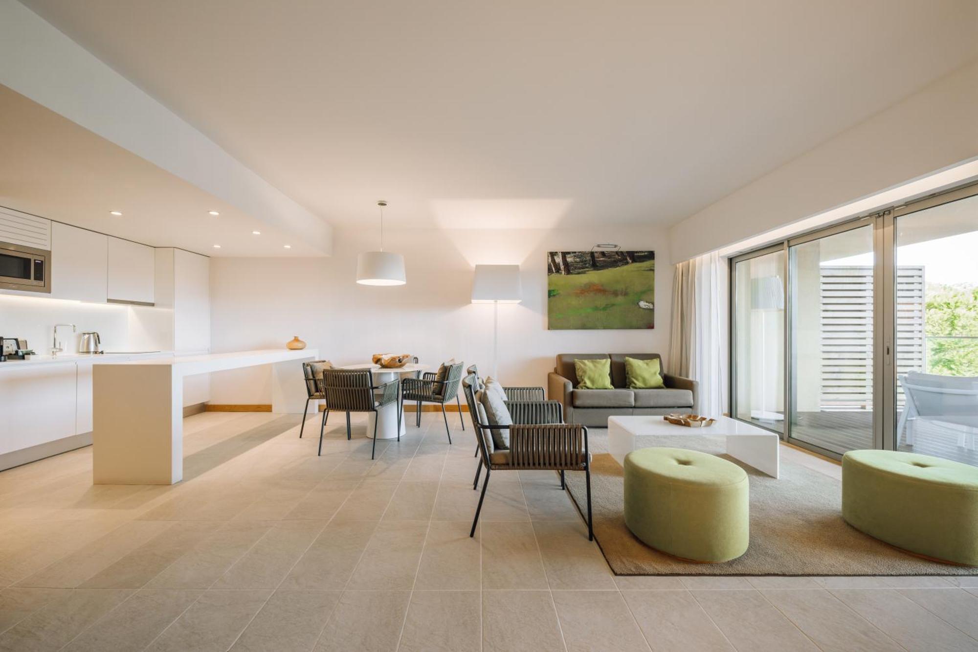 Suite Home – Garden View