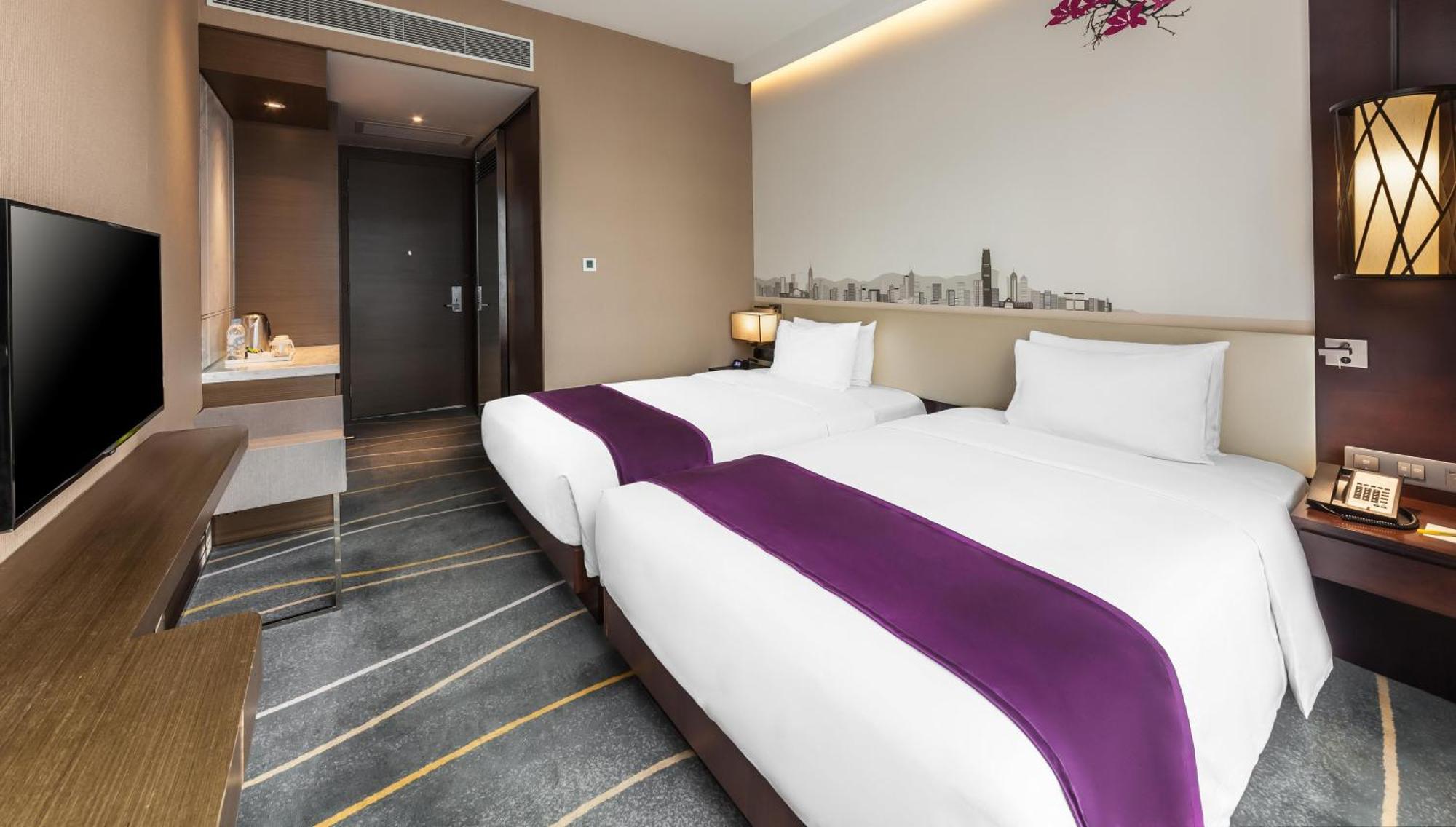 Twin Room with Garden View - High Floor