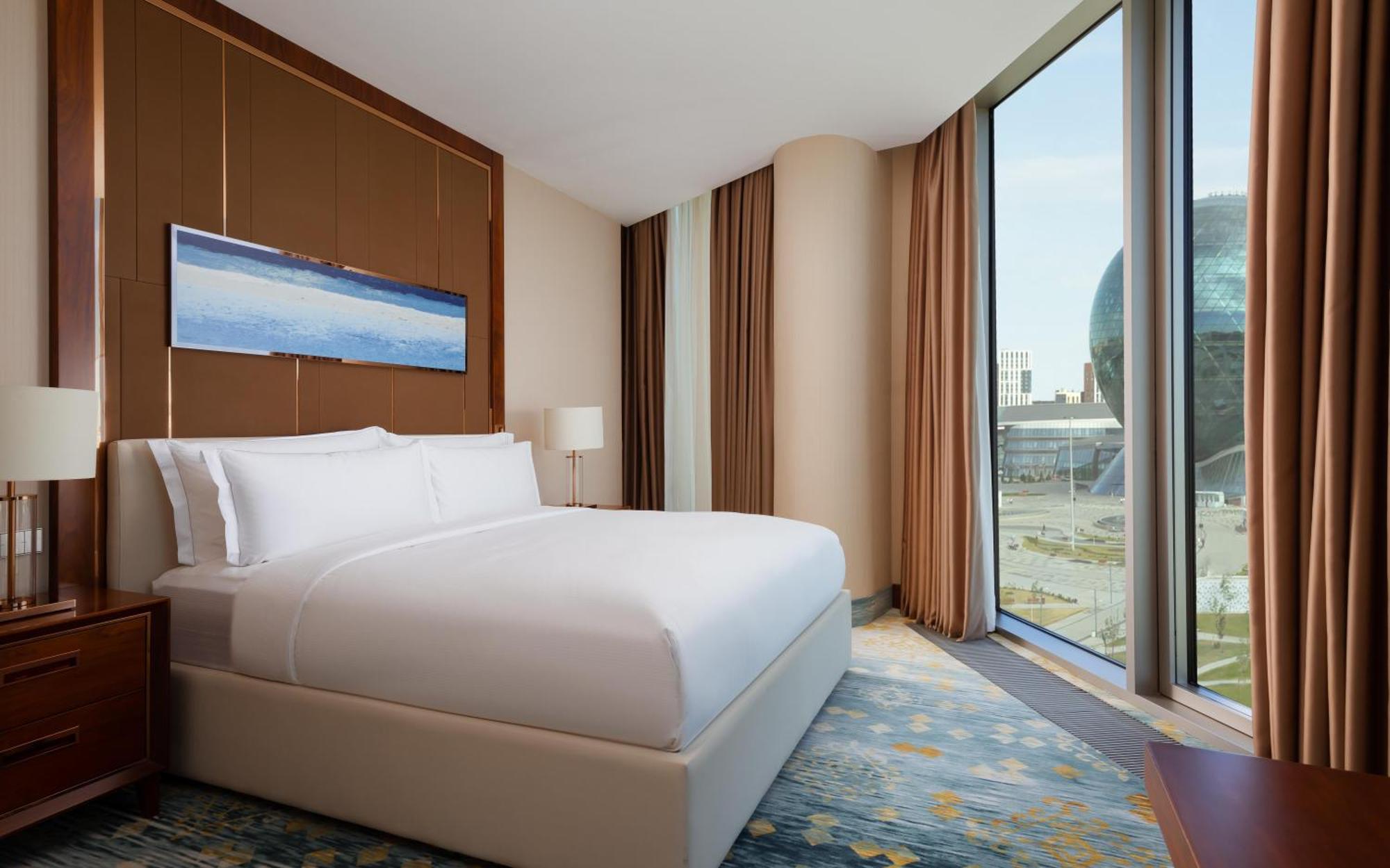 Deluxe King Suite