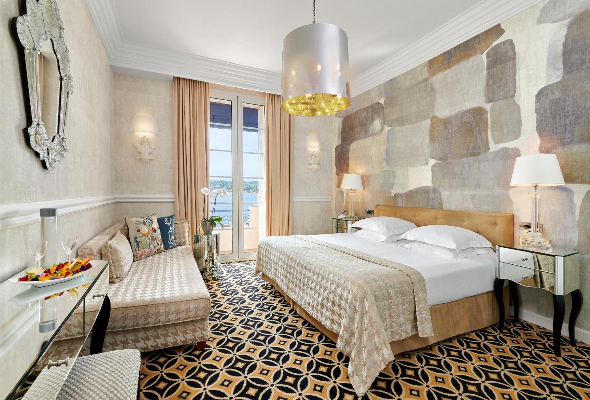 Deluxe Room with Sea View