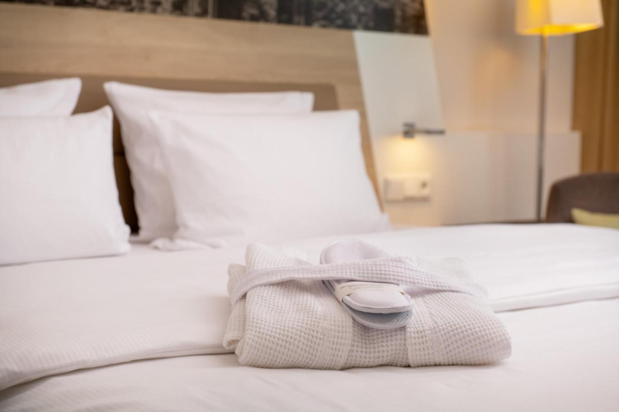 Premium King Room