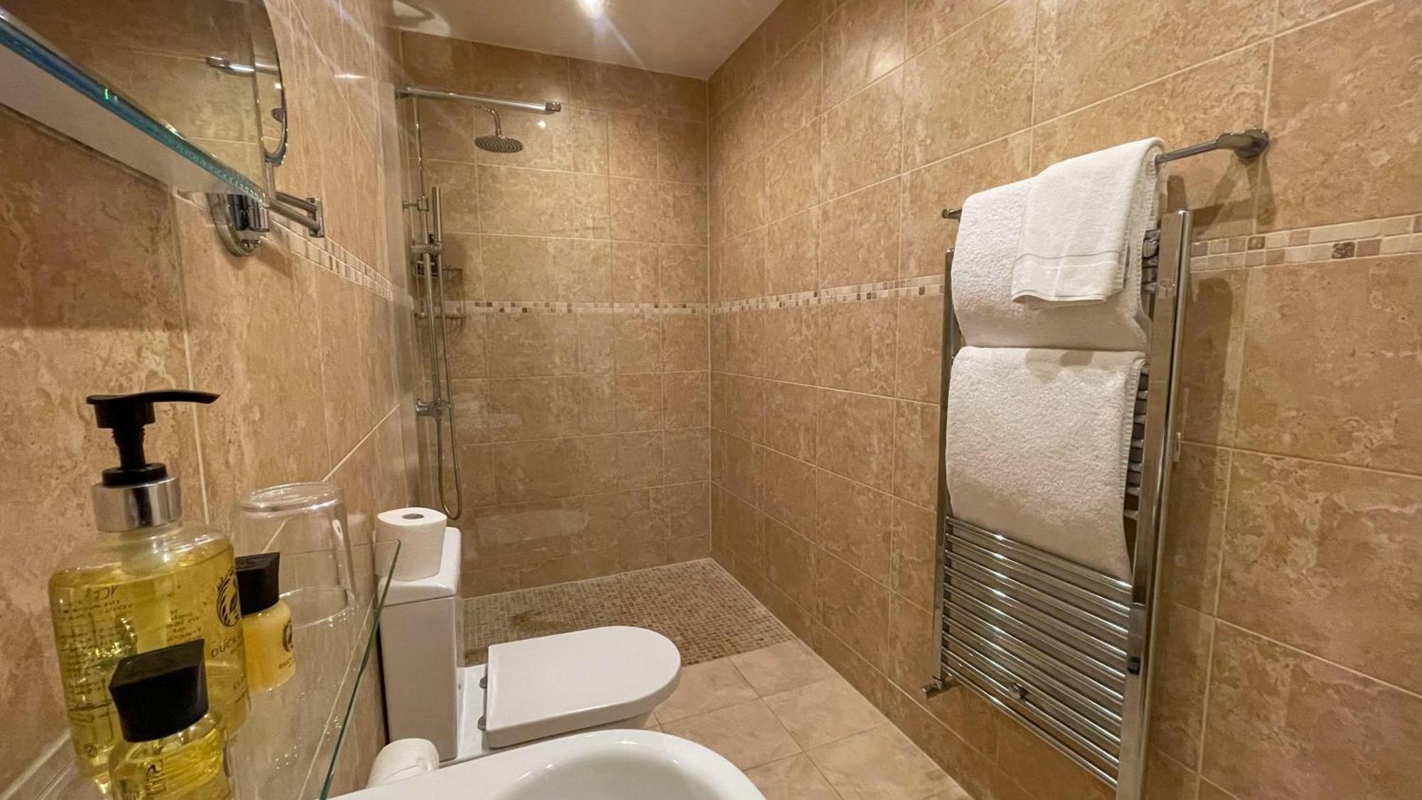 Double Room with Private Bathroom