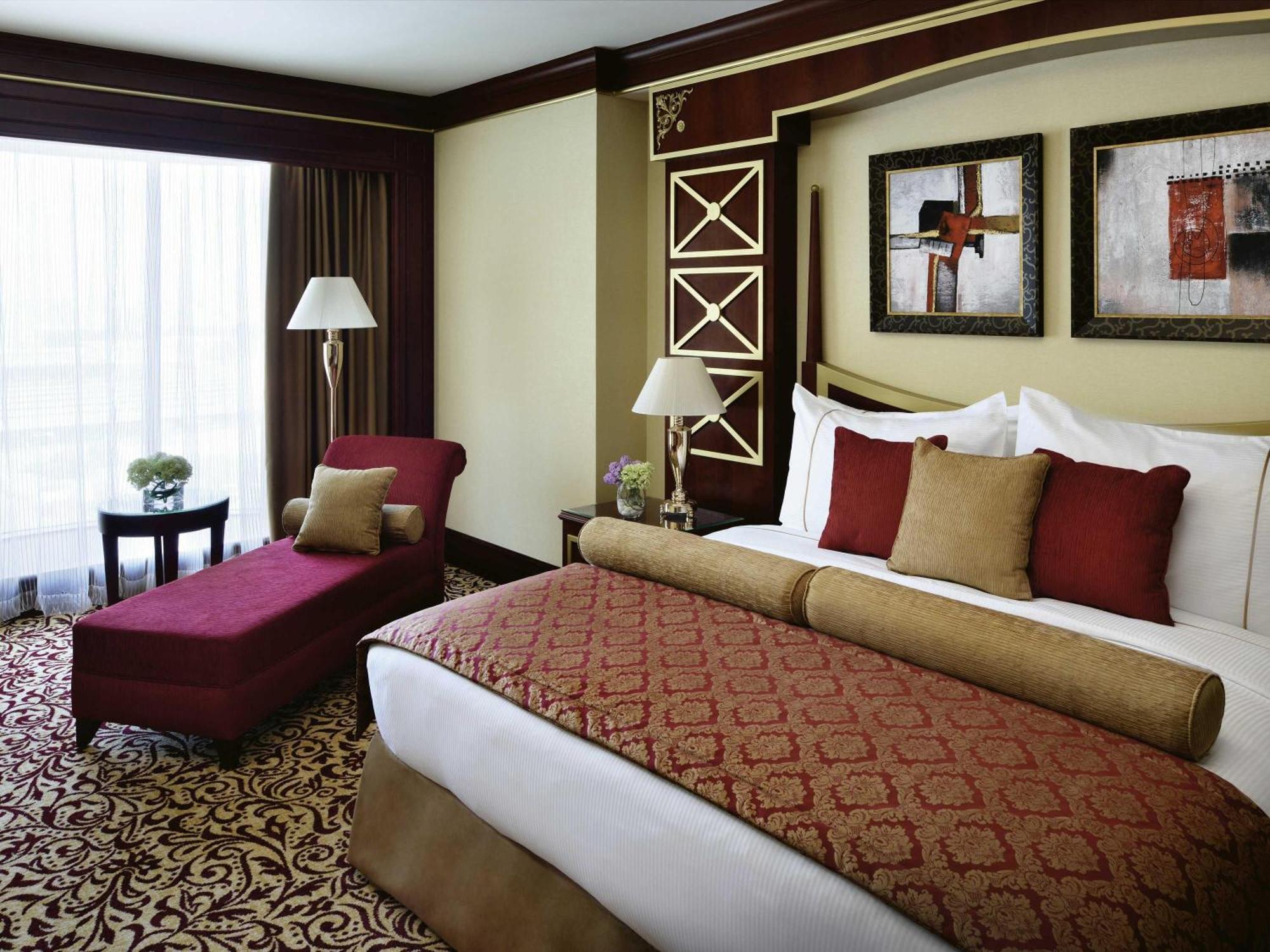 Deluxe King Suite,1773925709:JPEG