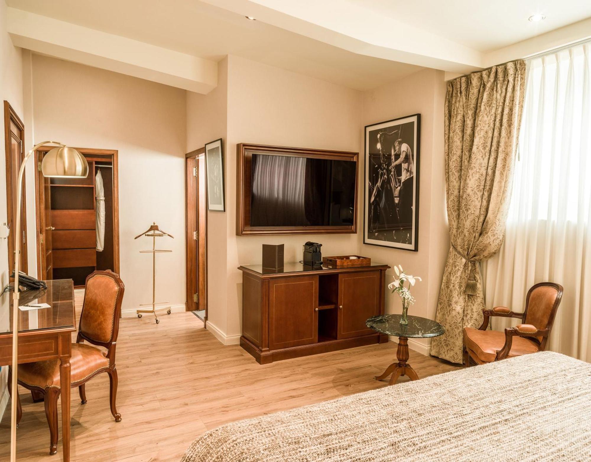 Suite Júnior