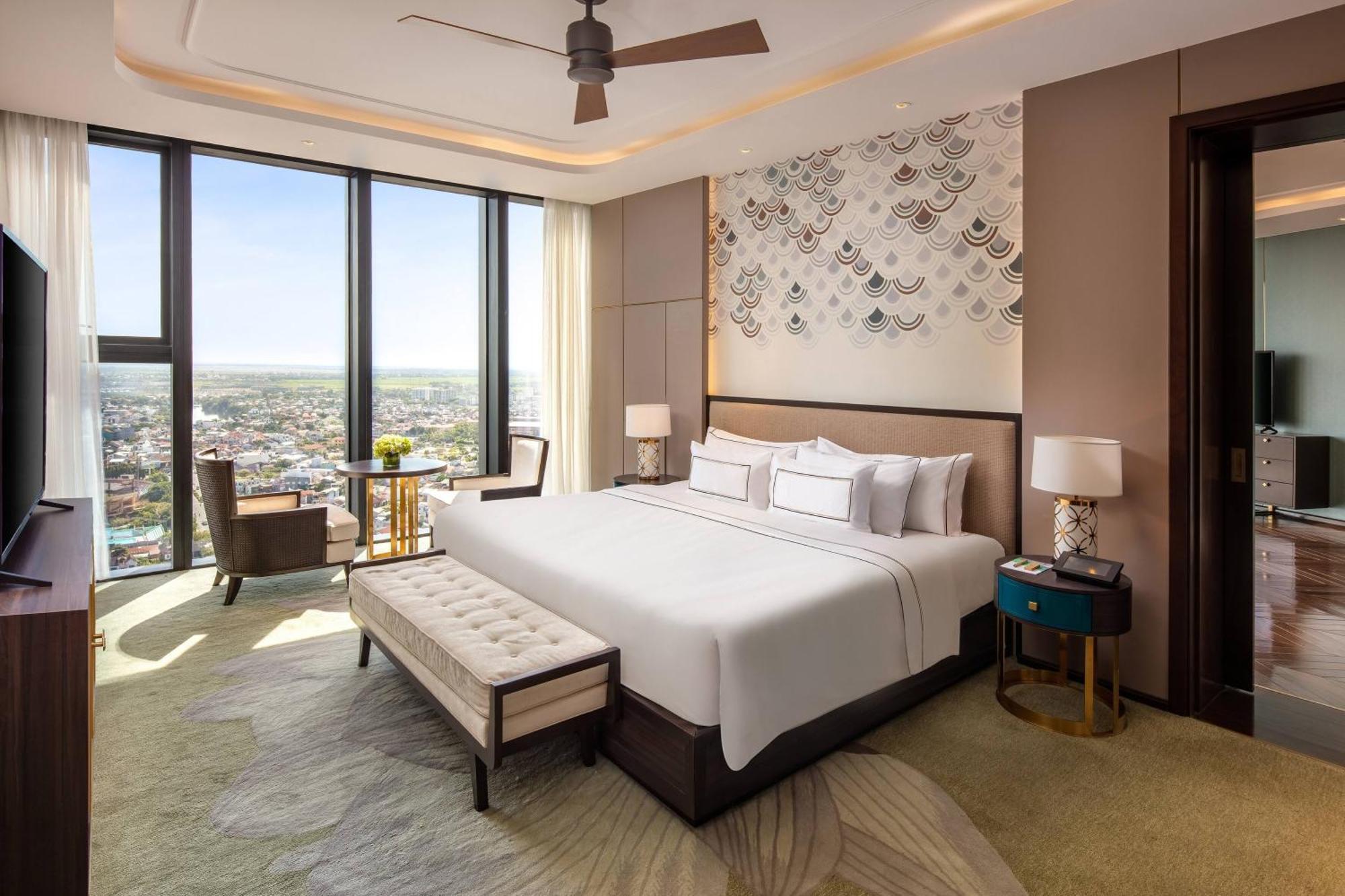The Level Suite - Executive Lounge Access