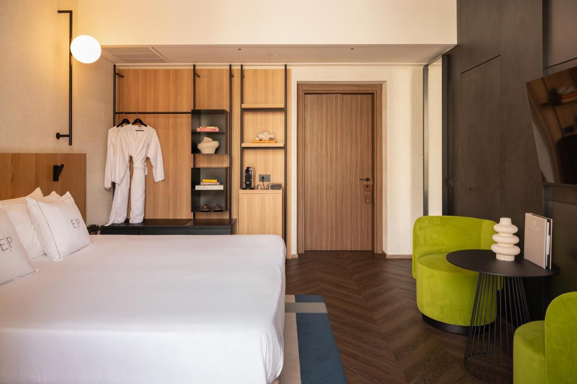 Double or Twin Room City View