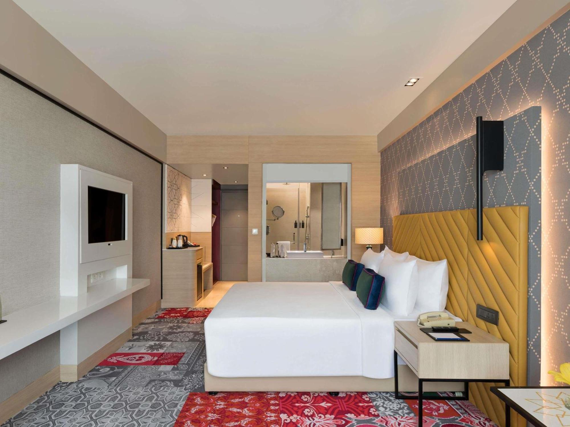 Superior Double Room on food beverage spa laundry | 11 IMFL Happy Hours from 6 to 8 pm