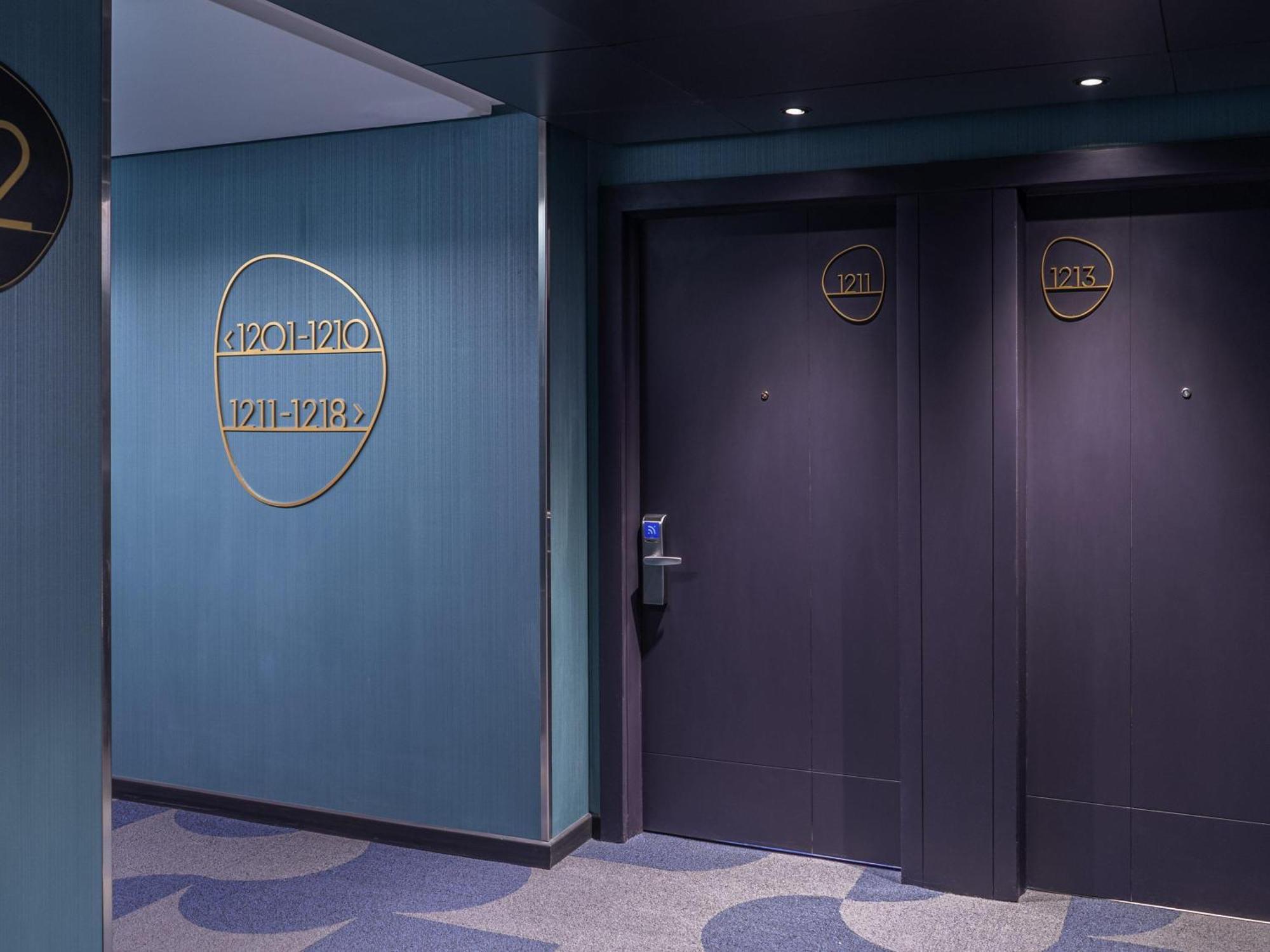 Superior King Room