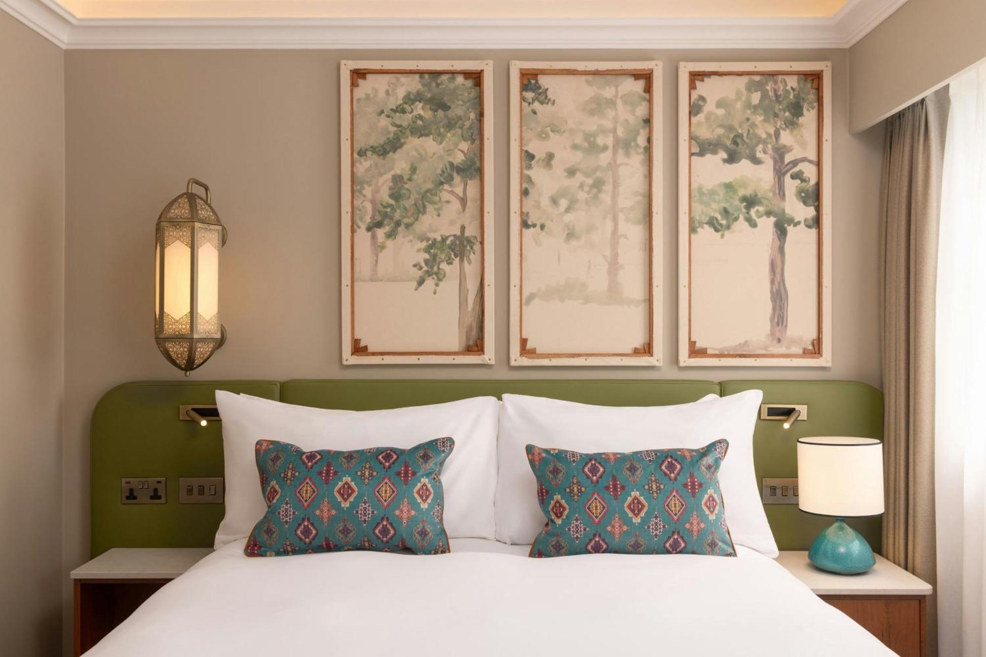 Chambre Lit King-Size Deluxe - Vue sur Ville