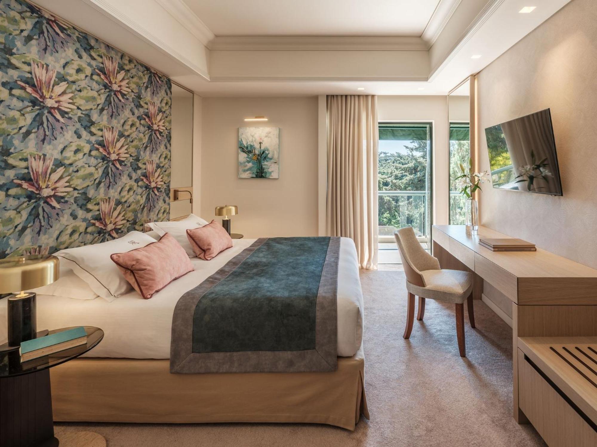 Premium Deluxe Double Room