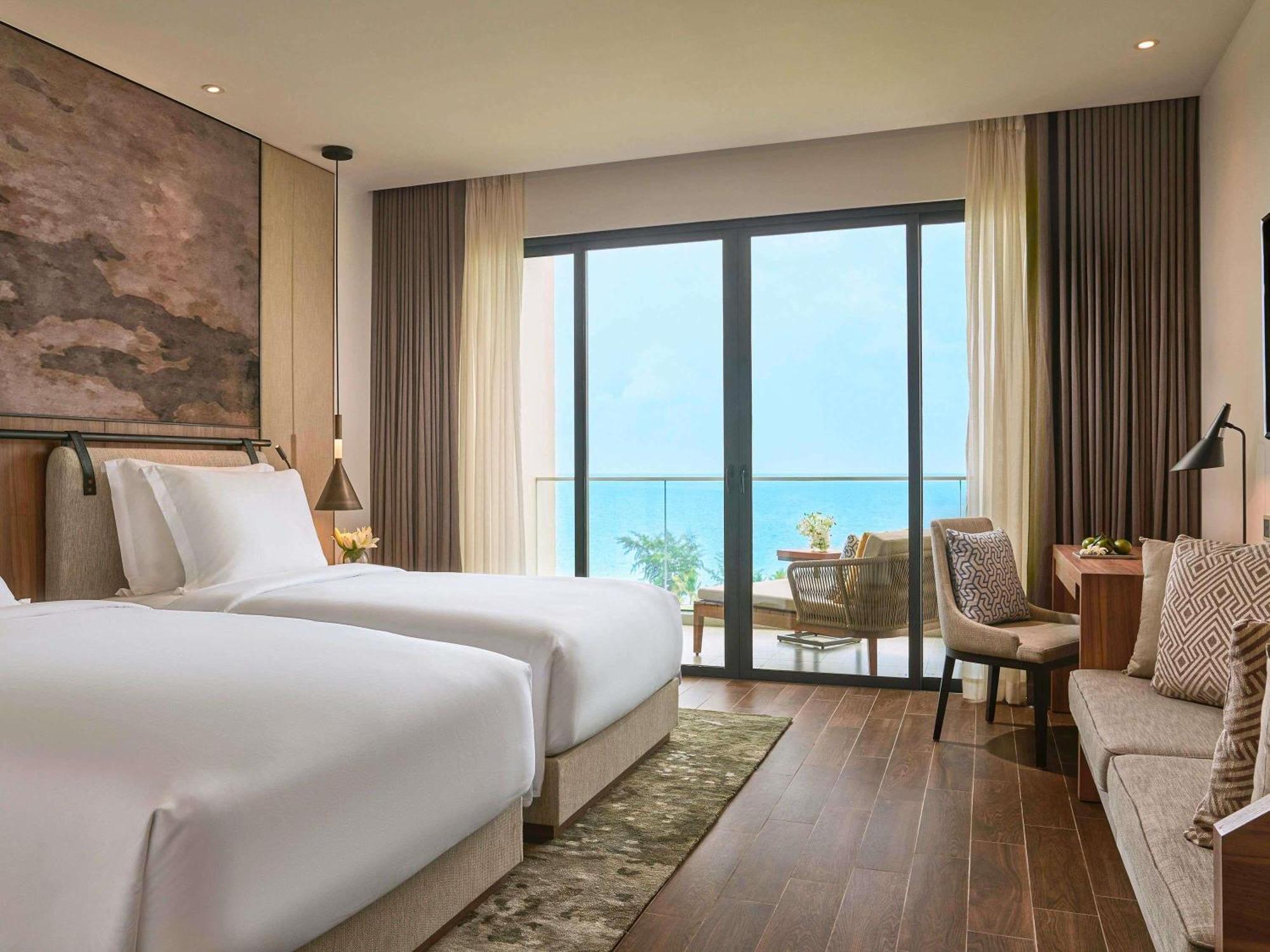 Superior Twin Room Balcony Sea View