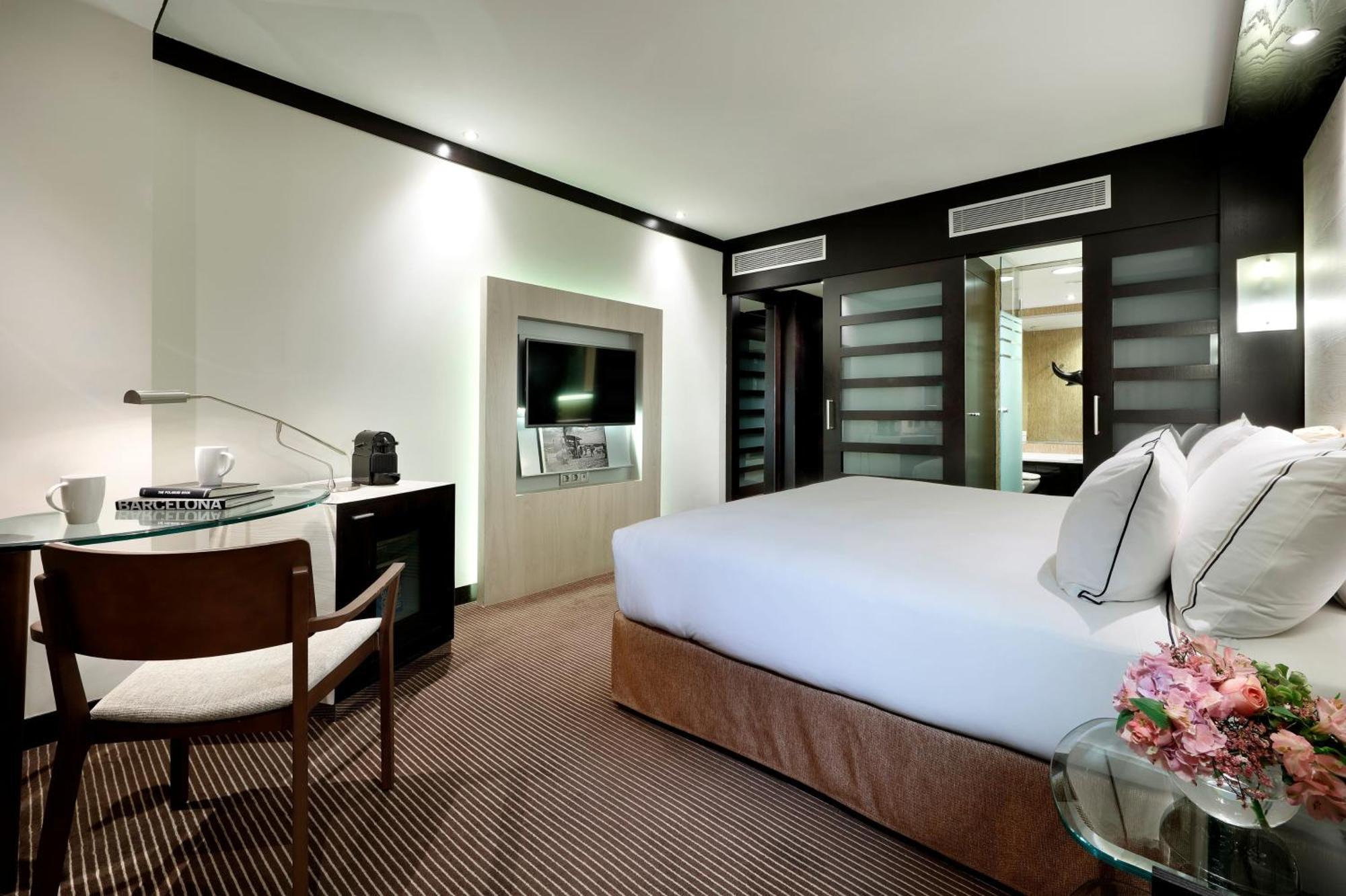The Level Room