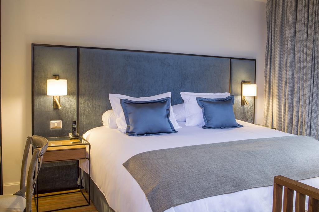 Quarto Standard com Cama de Casal ou 2 de Solteiro
