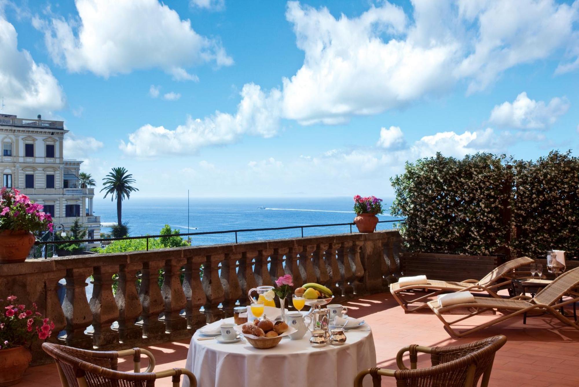 Superior Double or Twin Room with Sea View,996776185:JPEG