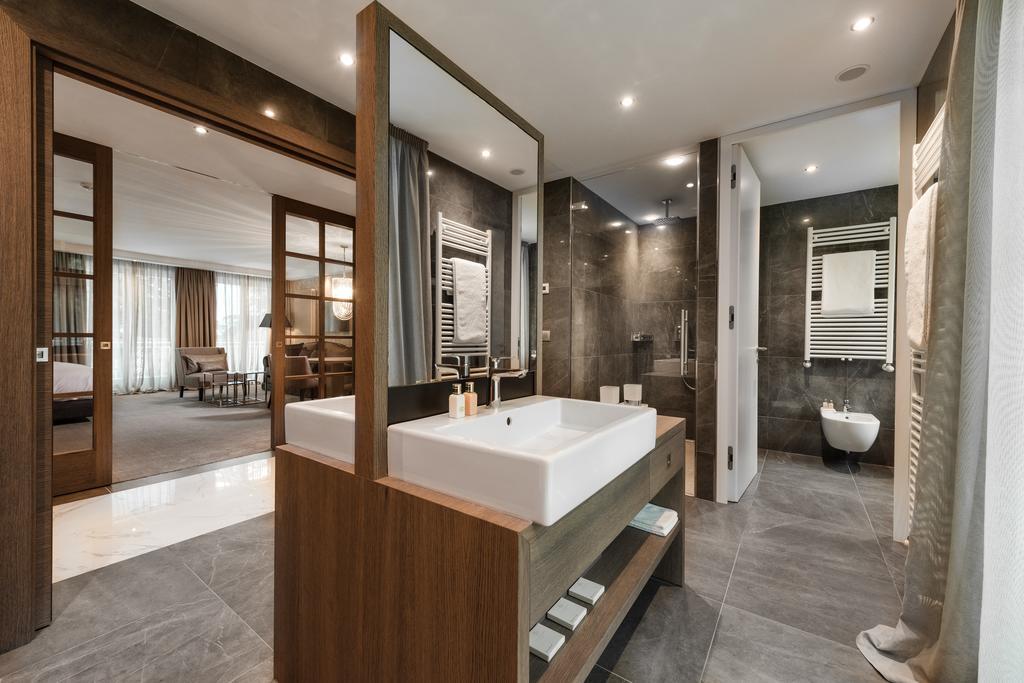 Suite met Queensize Bed
