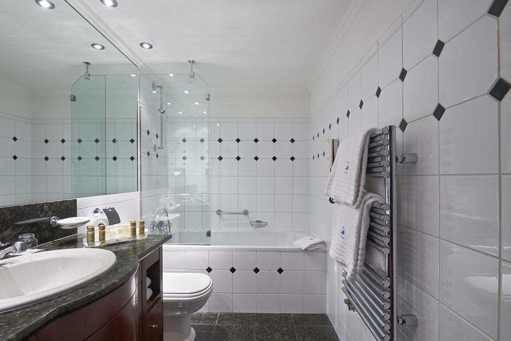 Deluxe Triple Room,784061076:JPEG