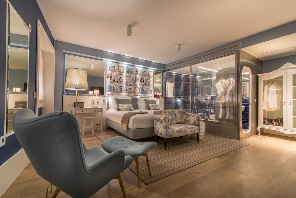 Superior Double Room City View
