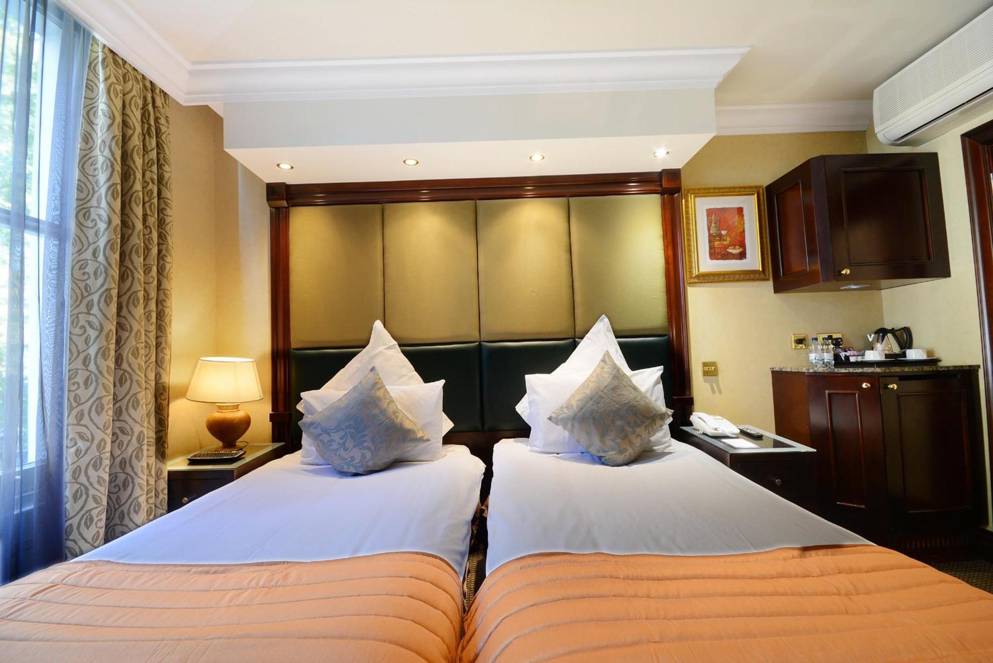 Deluxe Twin Room,320975329:JPEG