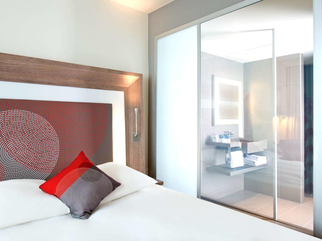 Superior Room 1 Queen Bed,1704946207:JPEG