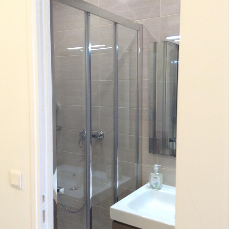 Quarto Duplo com Banheiro Privativo