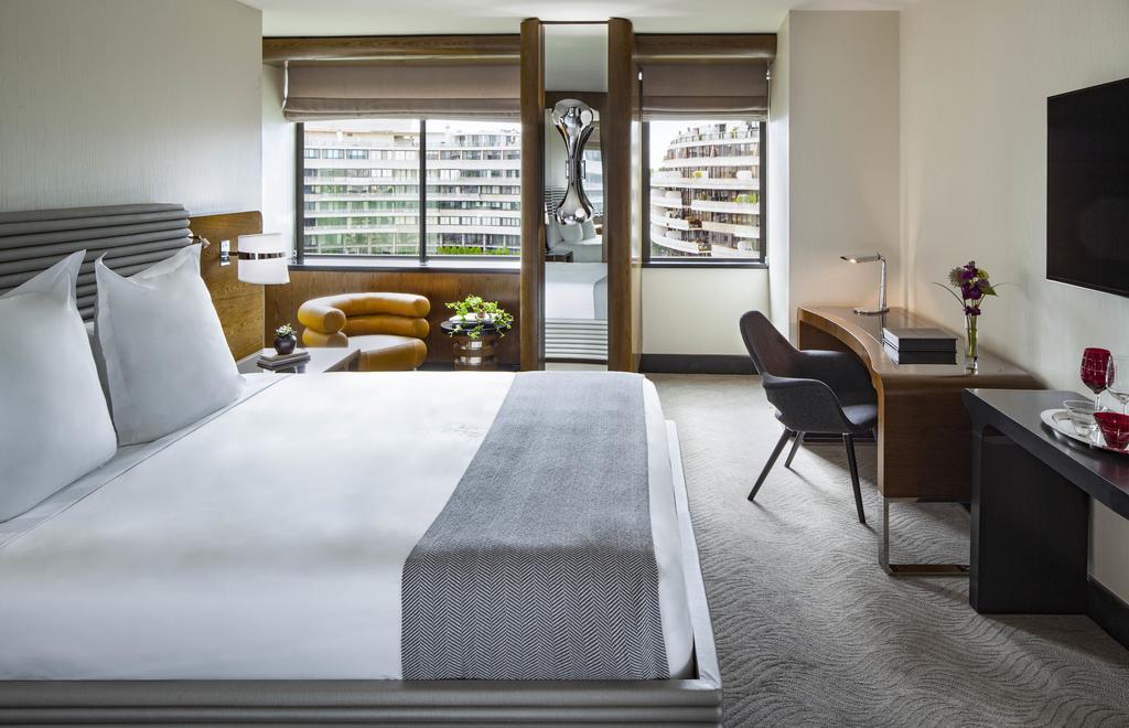Quarto Superior com Cama King-size