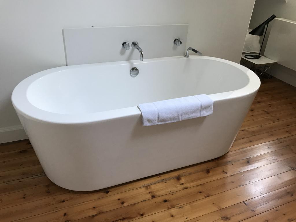Standard Double Room Bath
