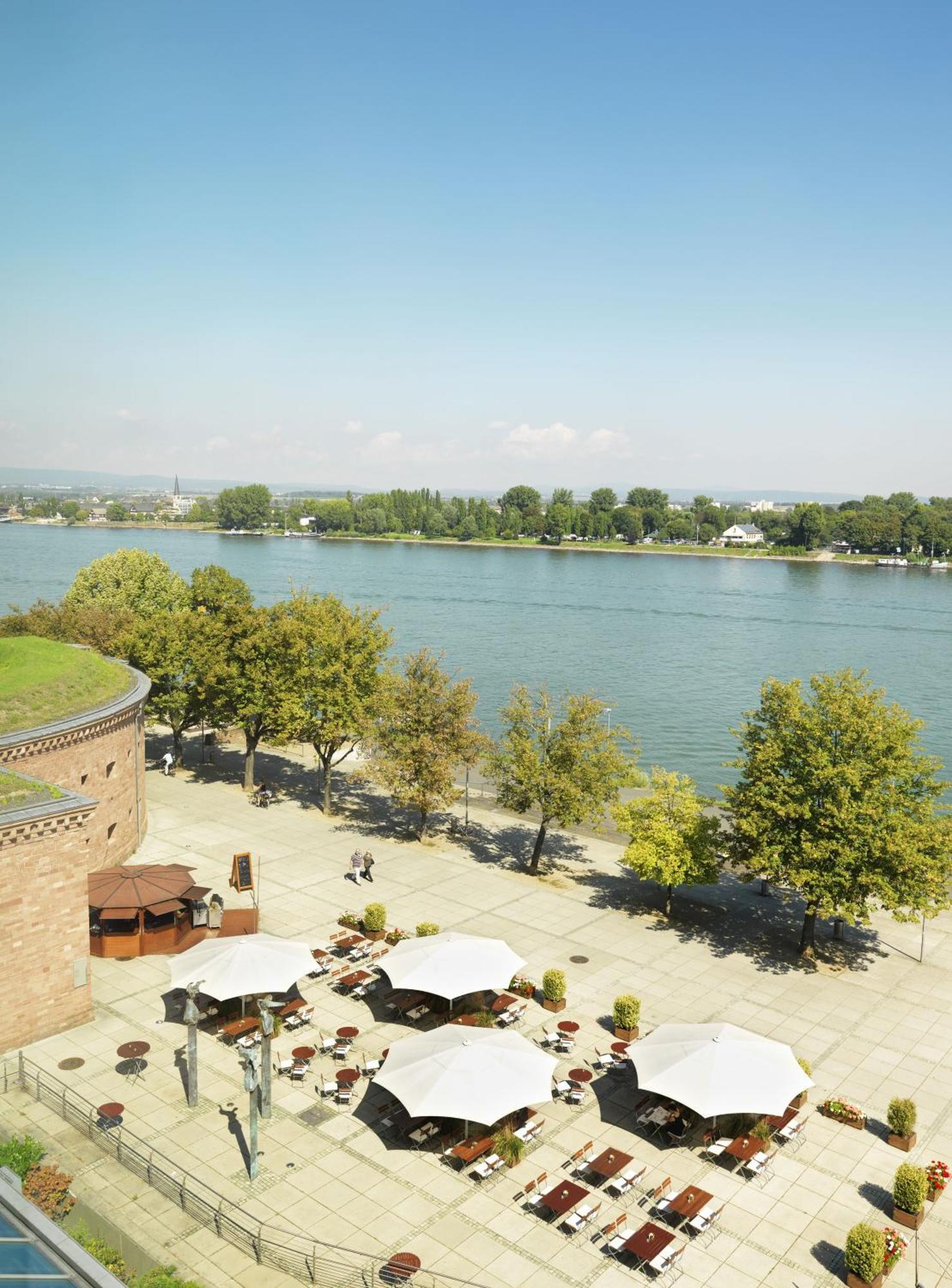 Tweepersoonskamer met 2 Aparte Bedden - Uitzicht op de Rivier