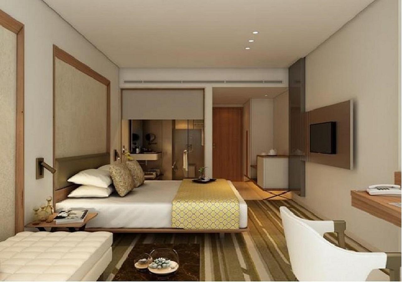 Grand Room Queen Bed